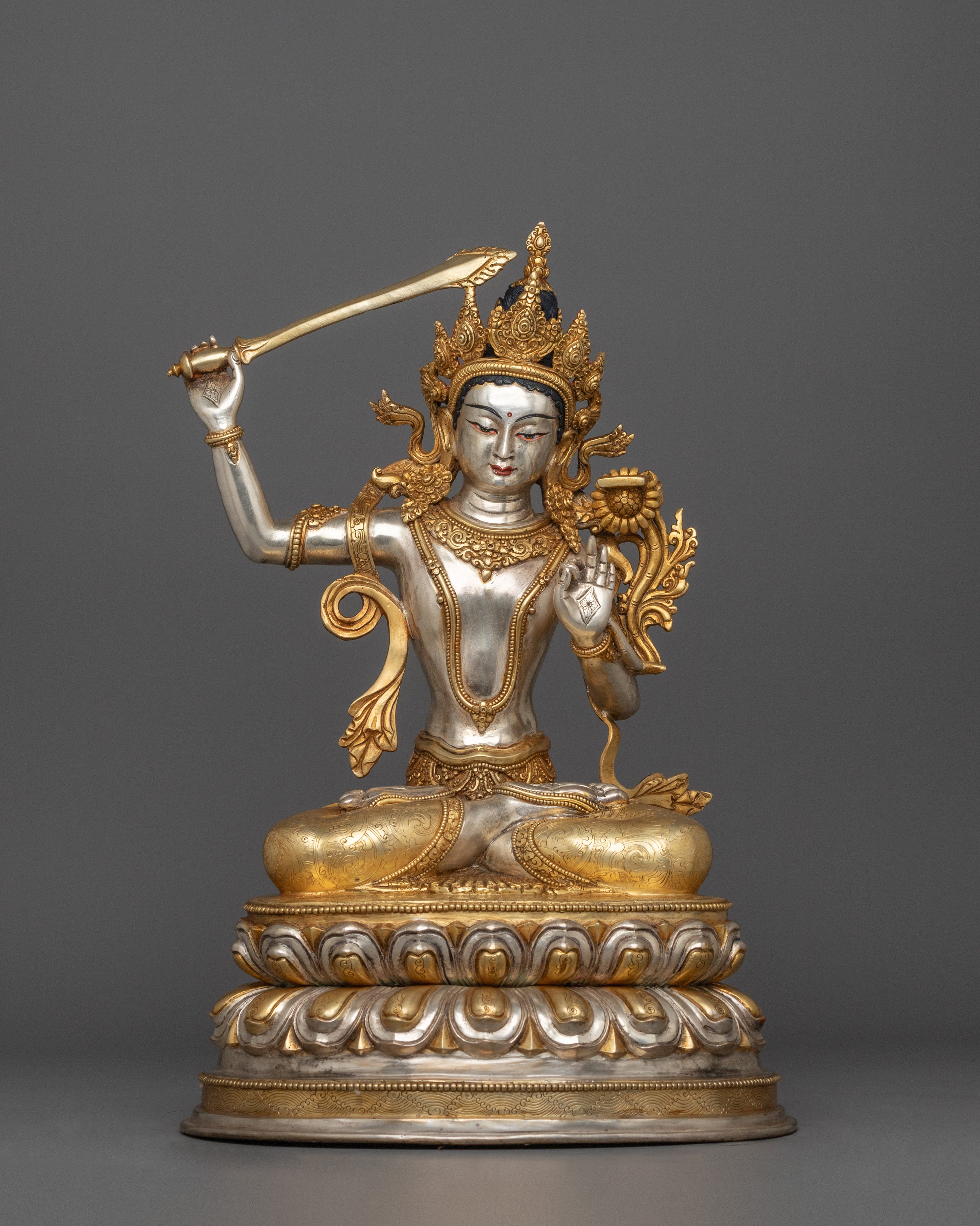 manjushri-embodiment-of-divine-wisdom