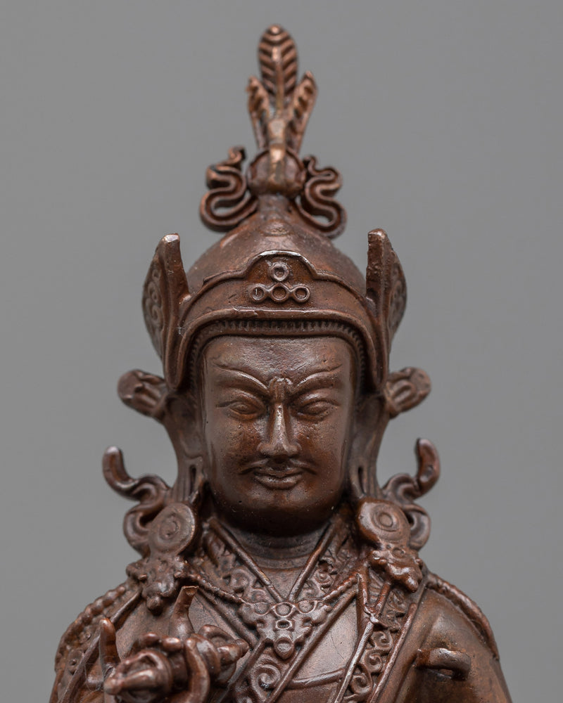 guru-rinpoche-miniature-figure