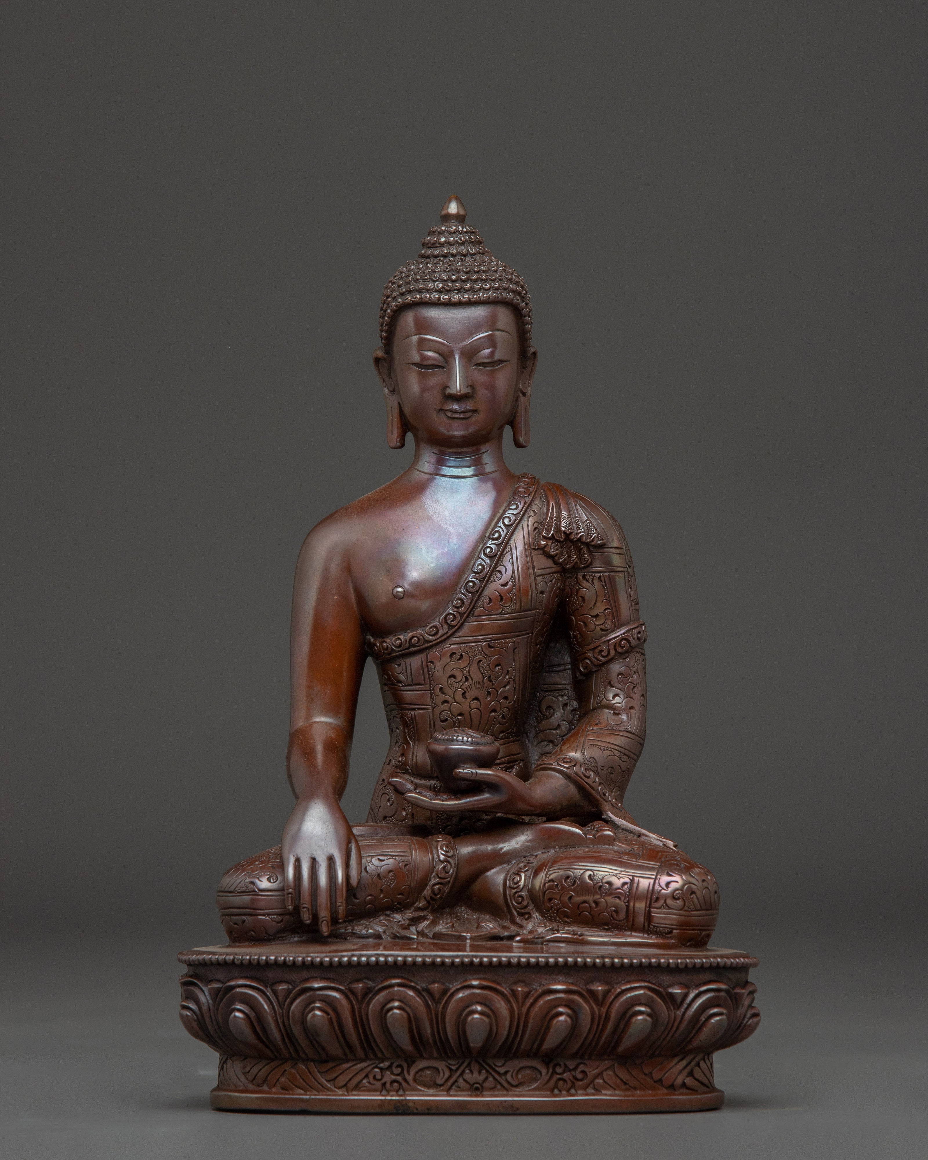 oxidized-shakyamuni-buddha-handcrafted-statue