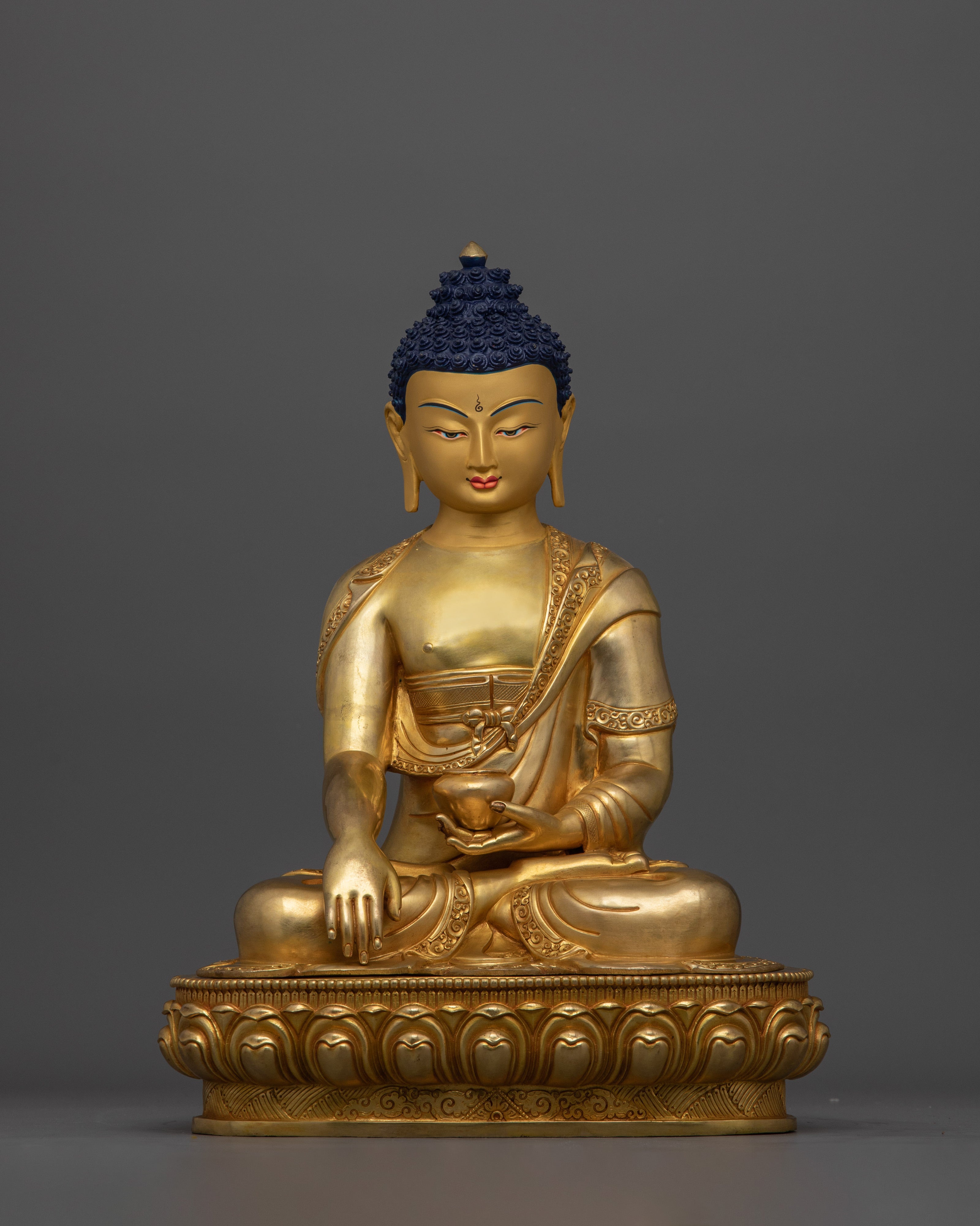 shakyamuni-buddha-religious-figurine