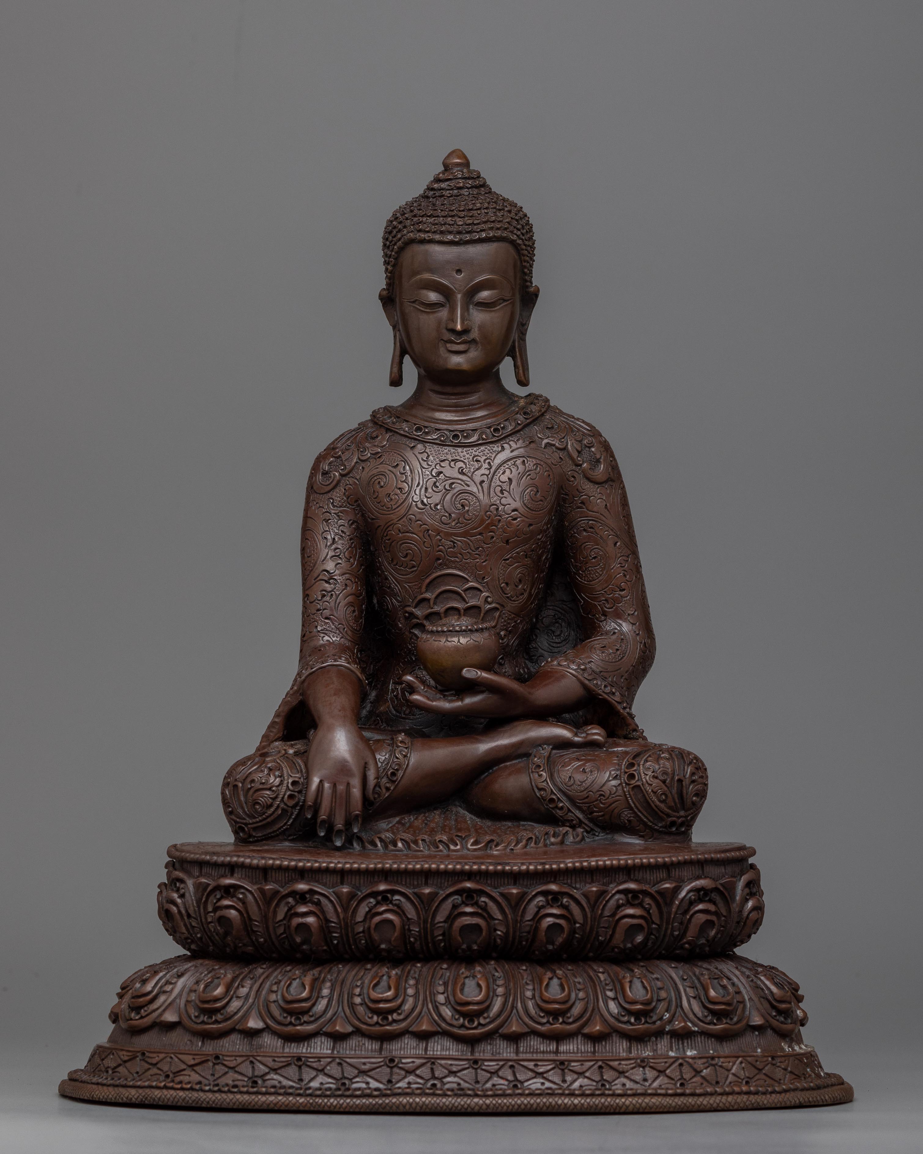 shakyamuni buddha statue