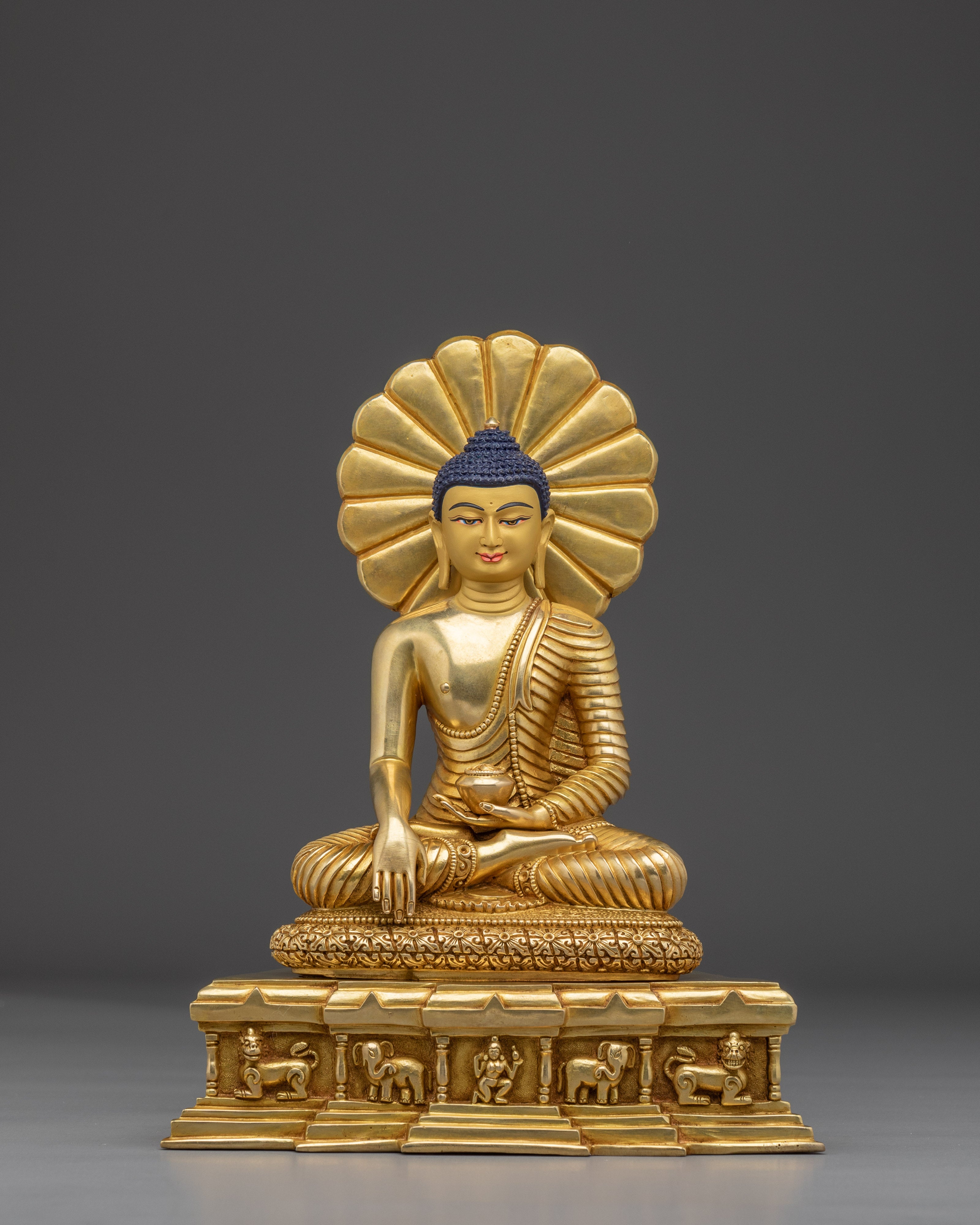 shakyamuni-buddha-ancient-buddhist-art