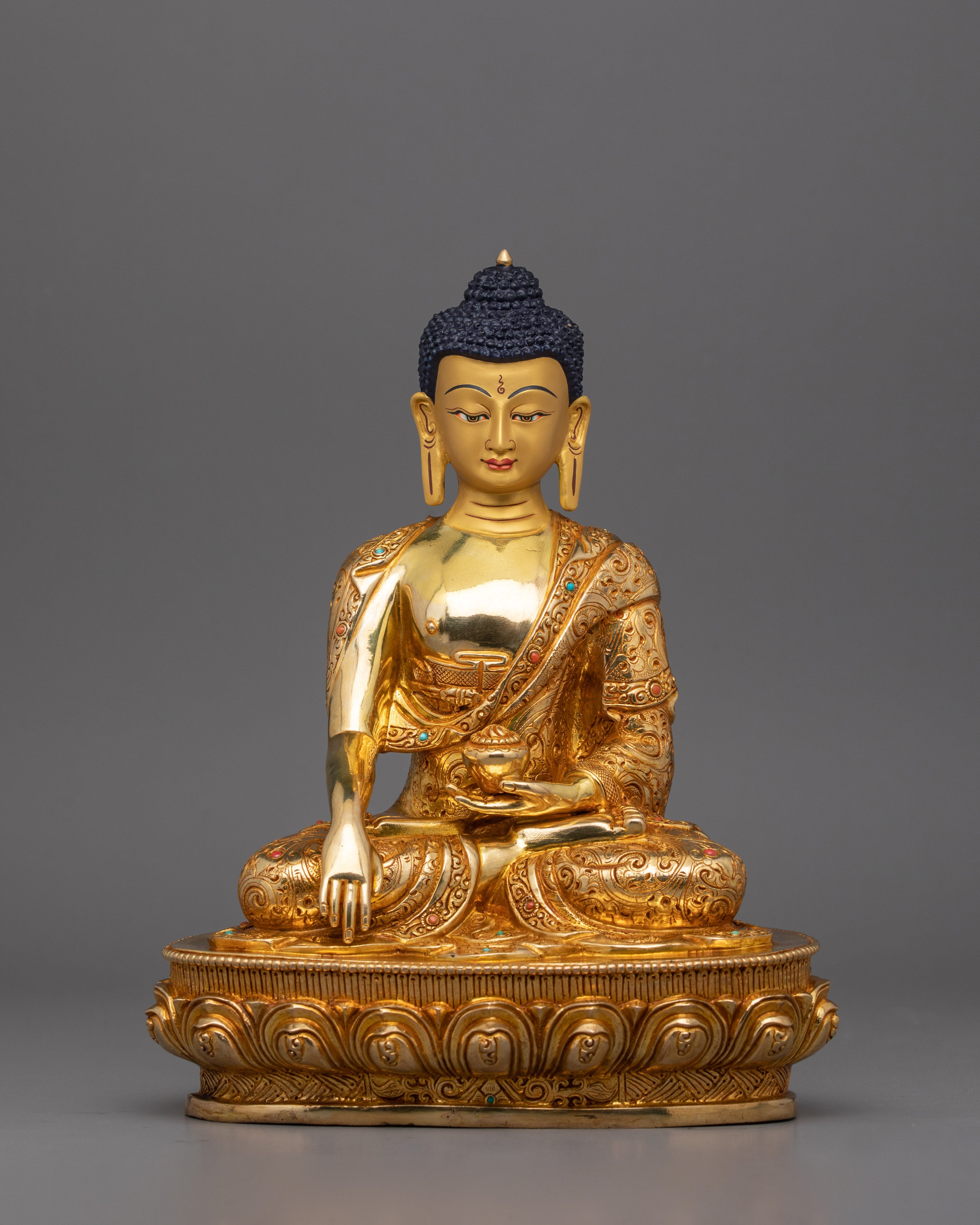 Peaceful Buddha Shakyamuni Figurine for Serenity