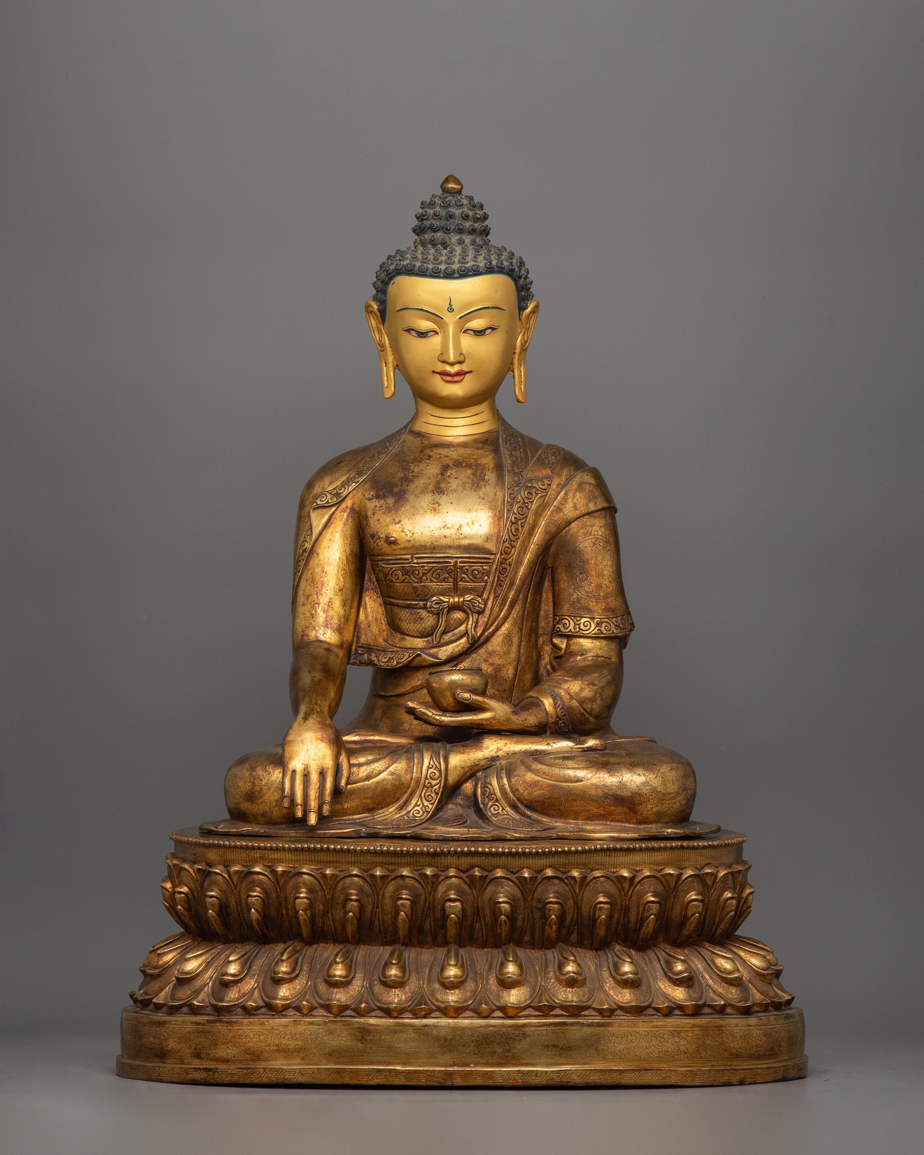 buddhist-figurine-of-meditating-buddha-shakyamuni