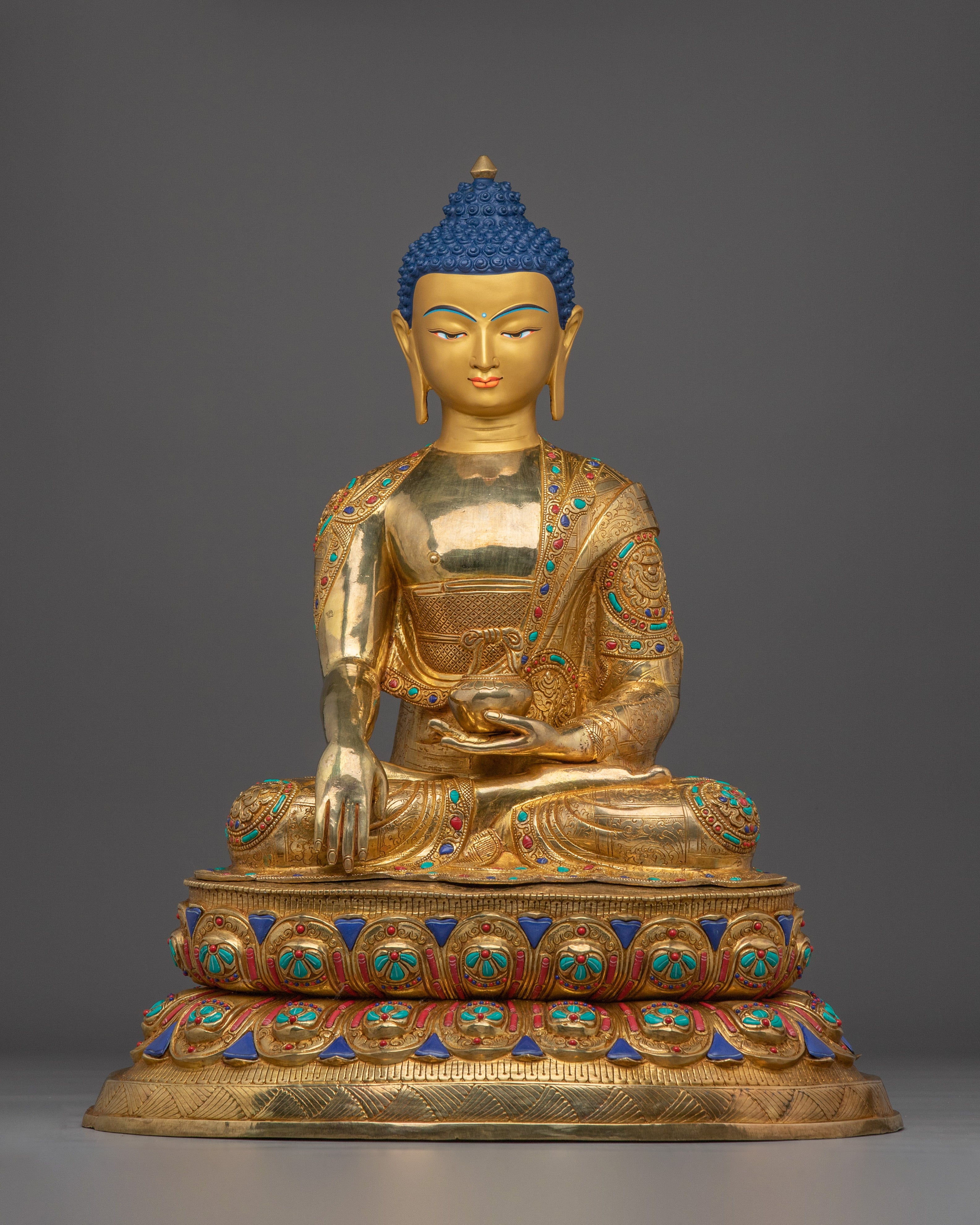 sacred-buddha-shakyamuni-statue