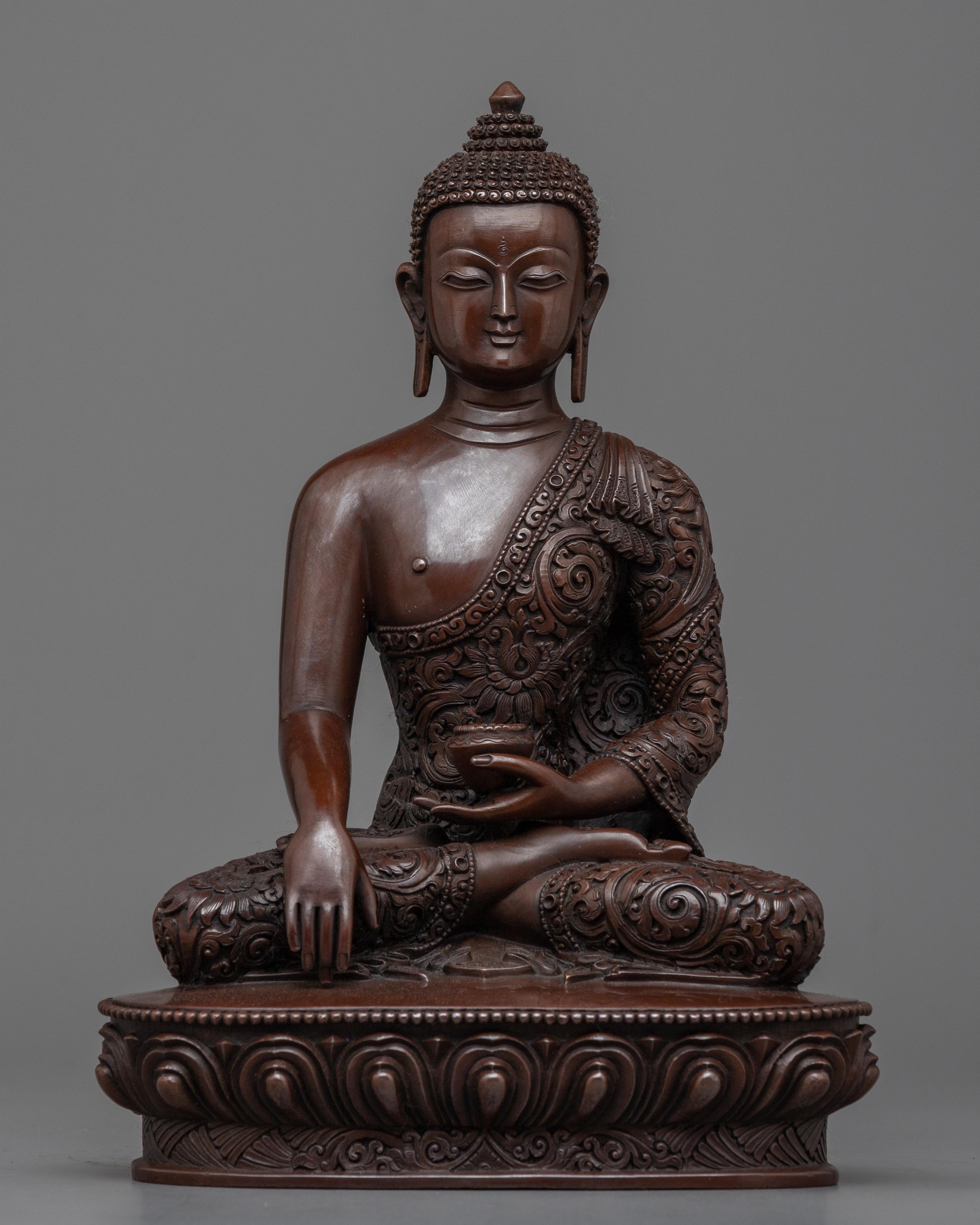 vintage shakyamuni buddha