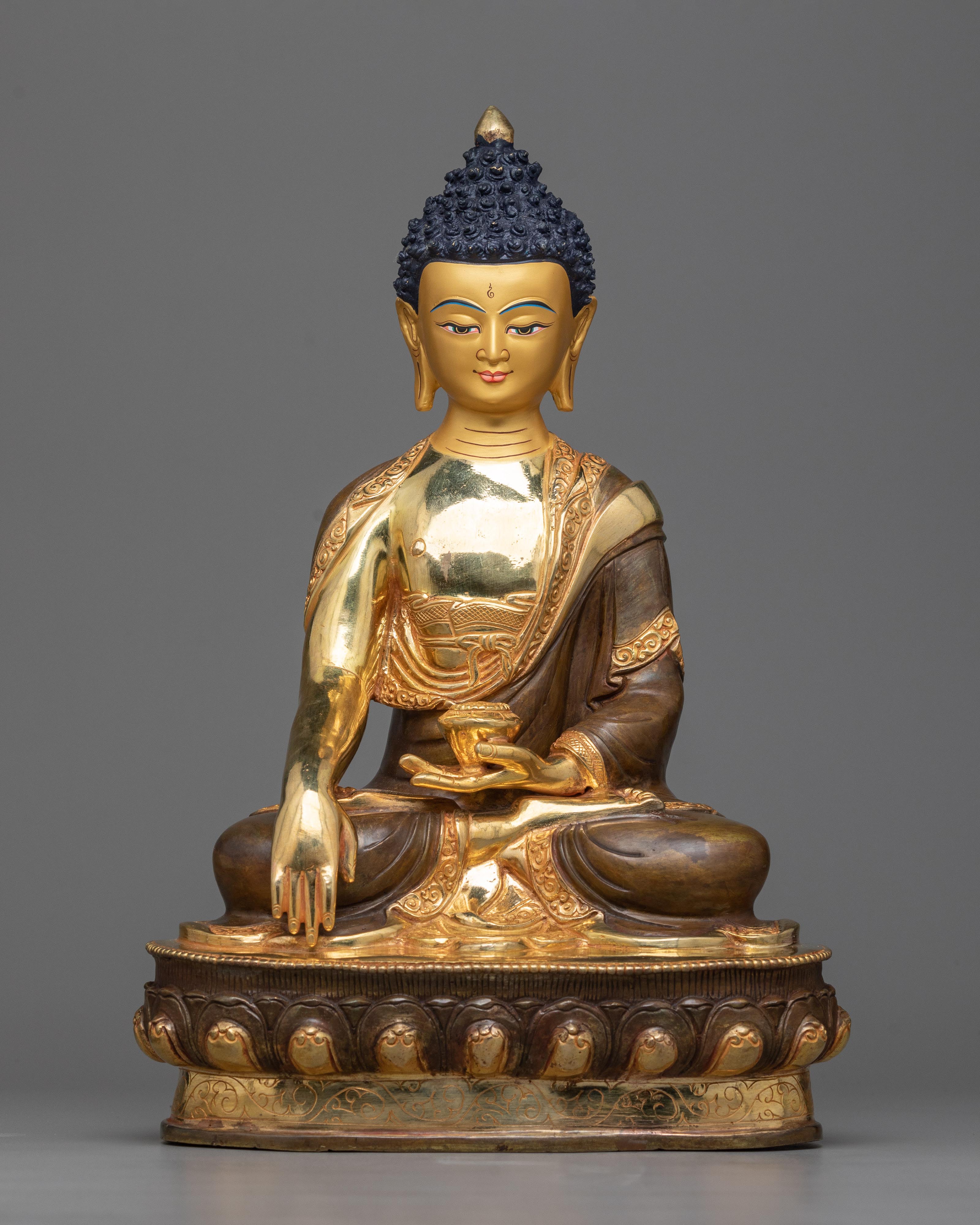 the buddha shakyamuni