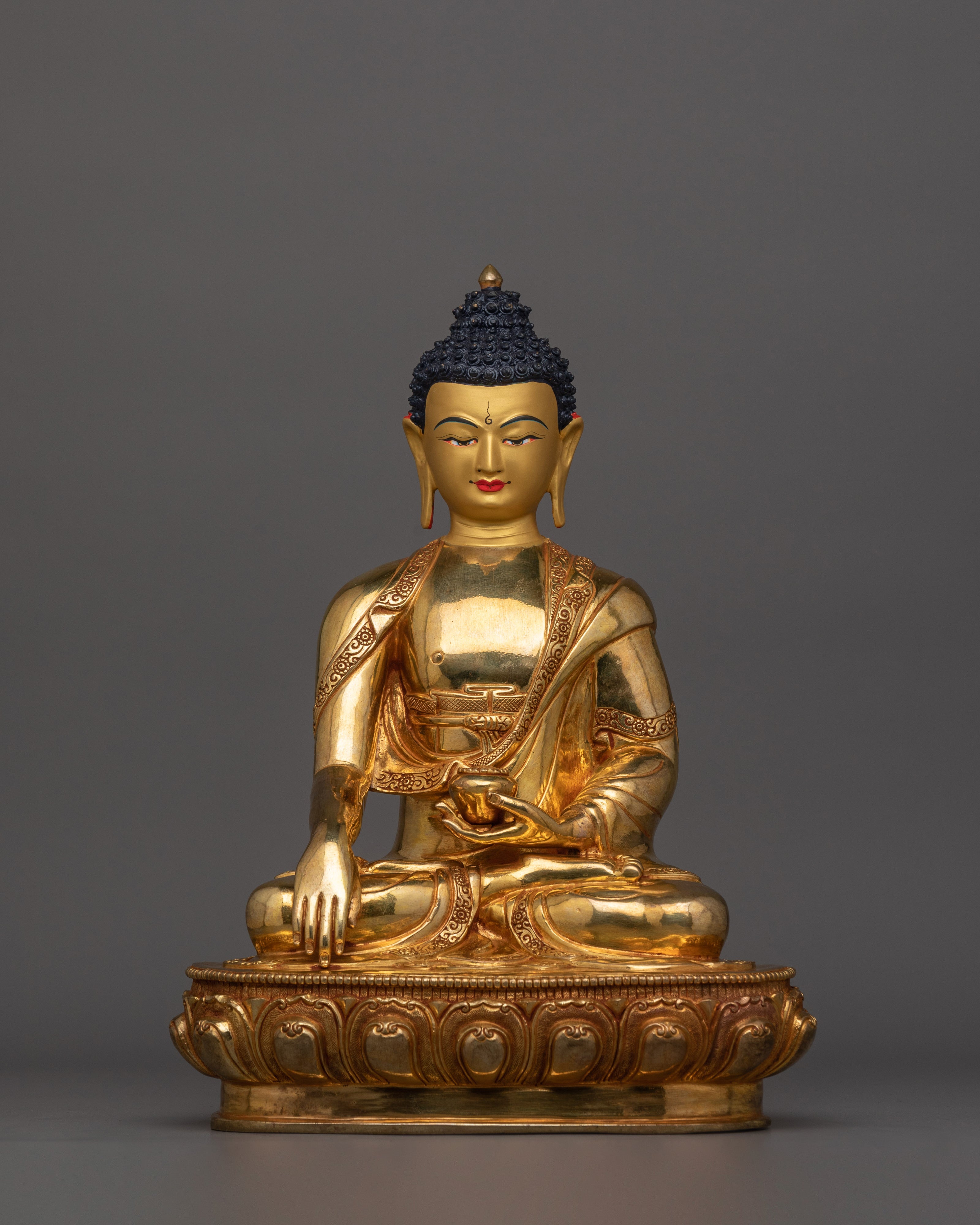 buddhist-teacher-shakyamuni-buddha