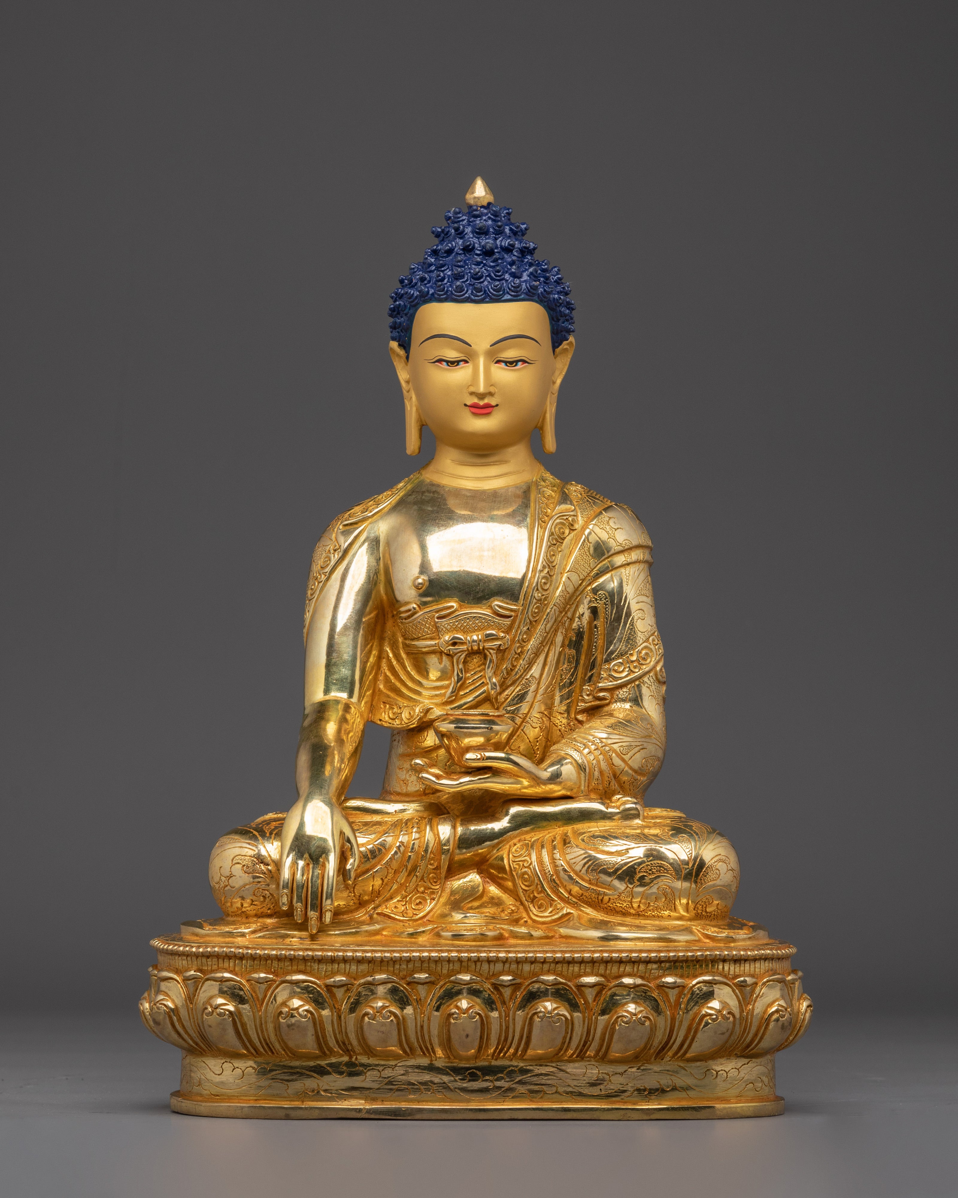 shakyamuni-buddha-enlightened-one-sculpture