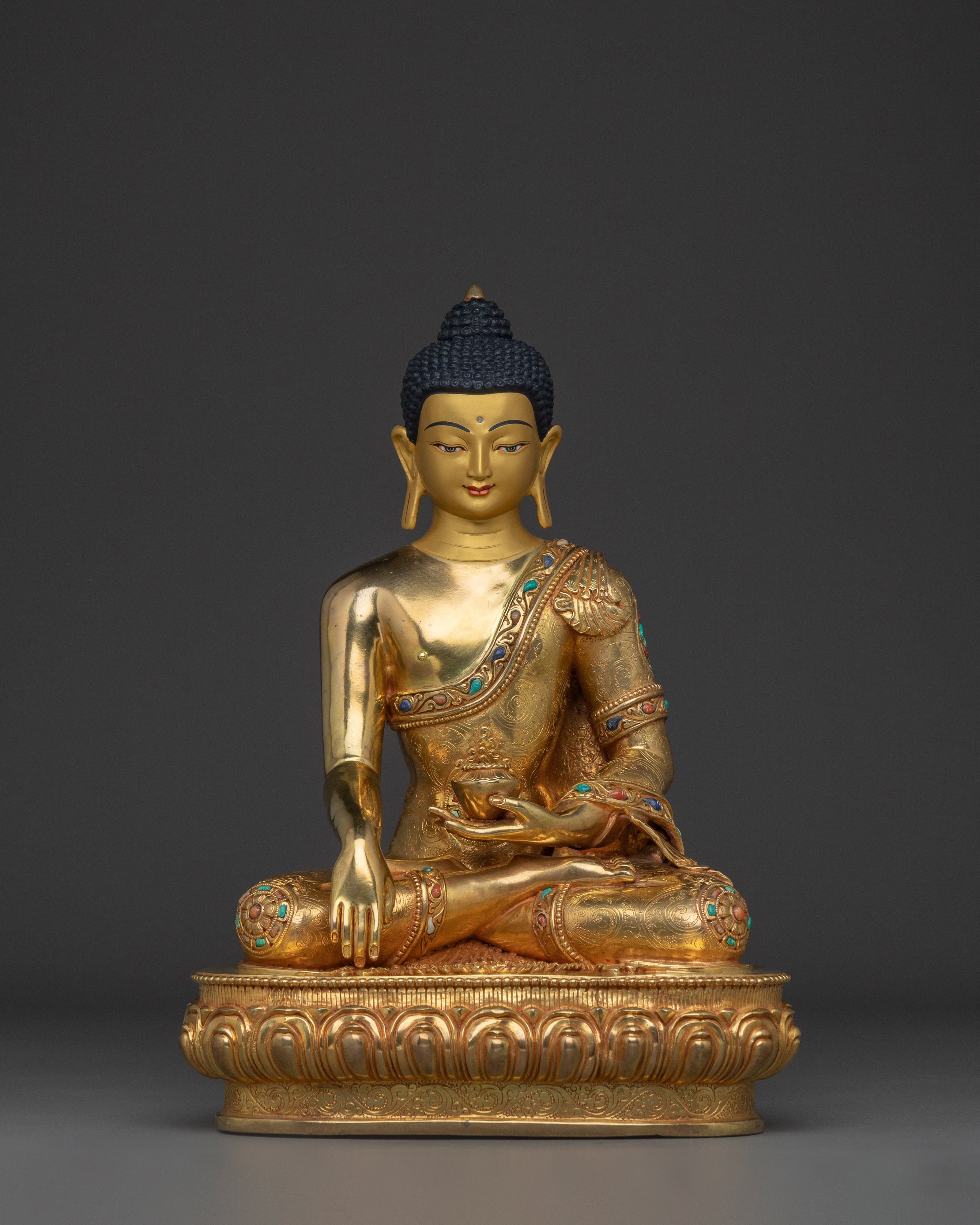 Tranquil Gautama Buddha Statue | Shakyamuni Buddha - The Founder of Buddhism