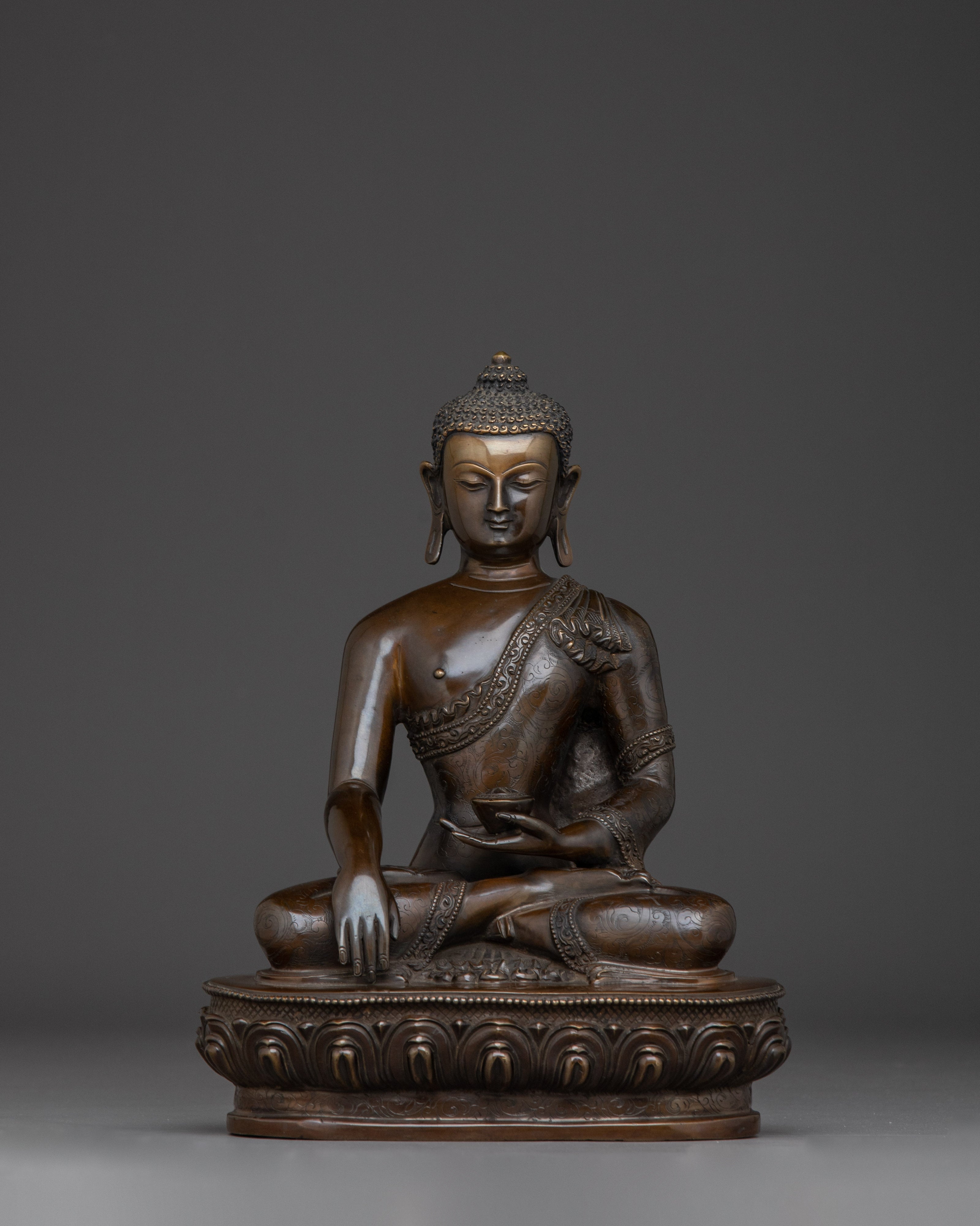 tibetan-buddha-statue-of-shakyamuni