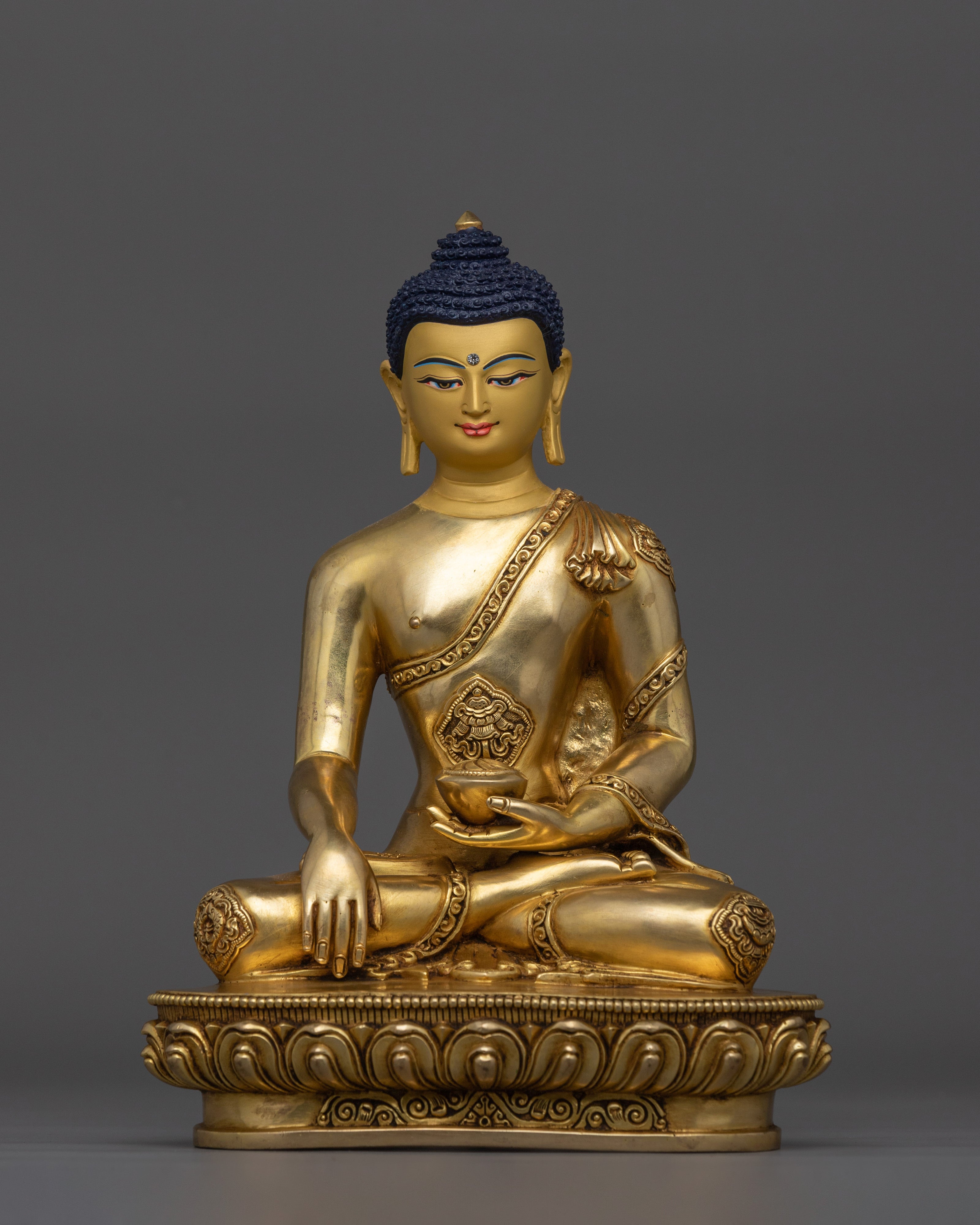 shakyamuni-buddha-meditation-figruine