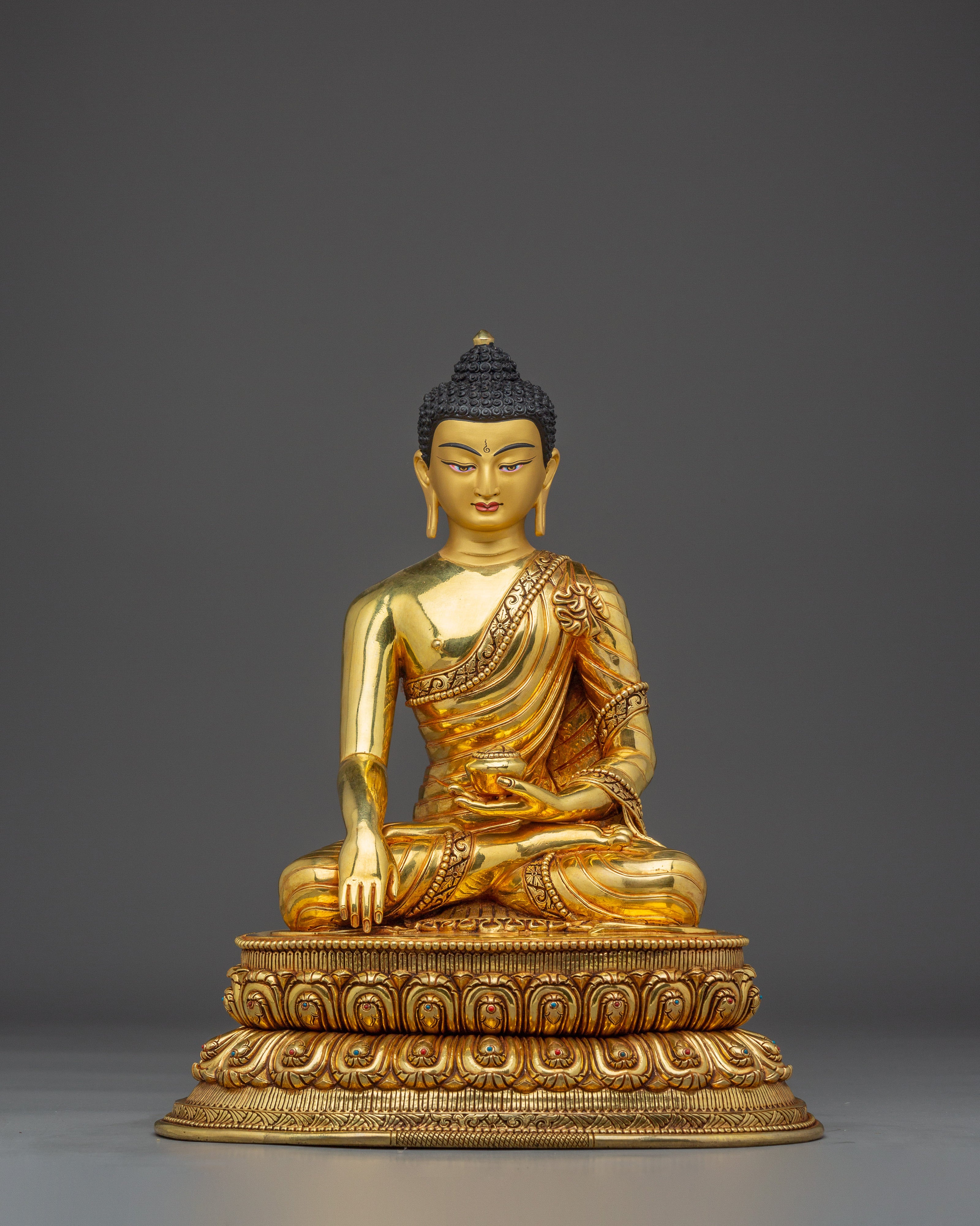 Gold Gilded Shakyamuni Buddha Statue