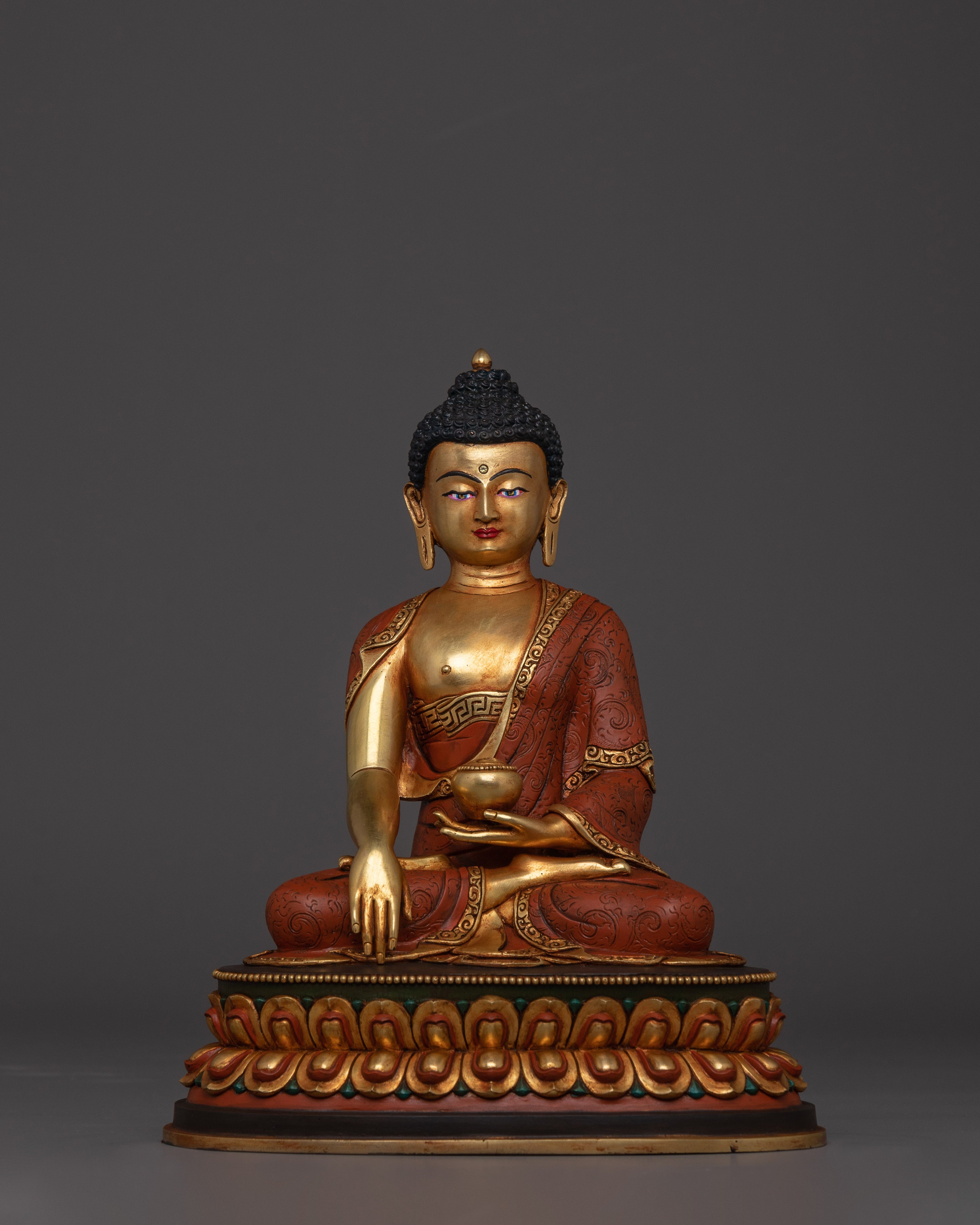 enlightened-gautama-buddha-figurine