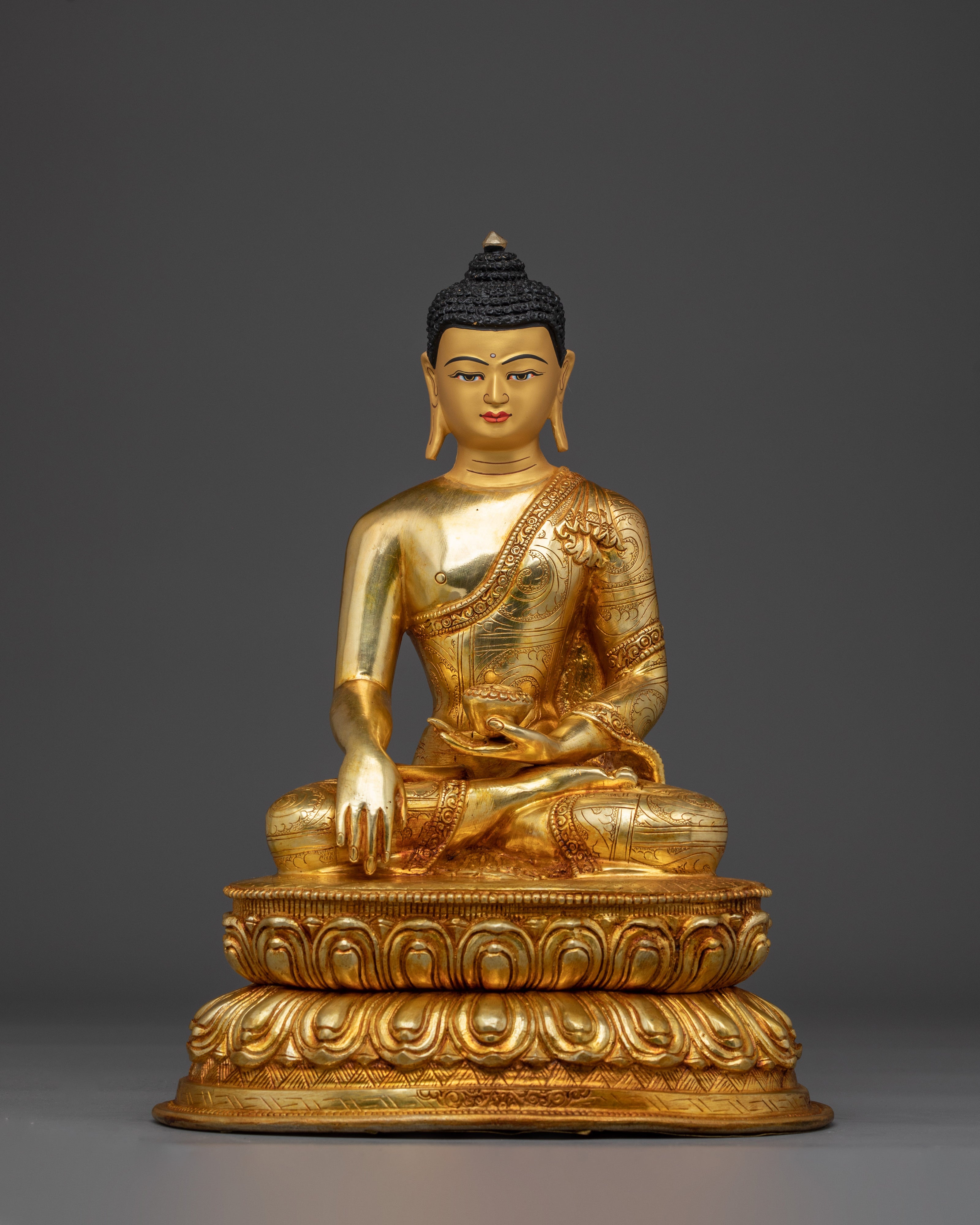 Golden Serene Shakyamuni Buddha Artwork