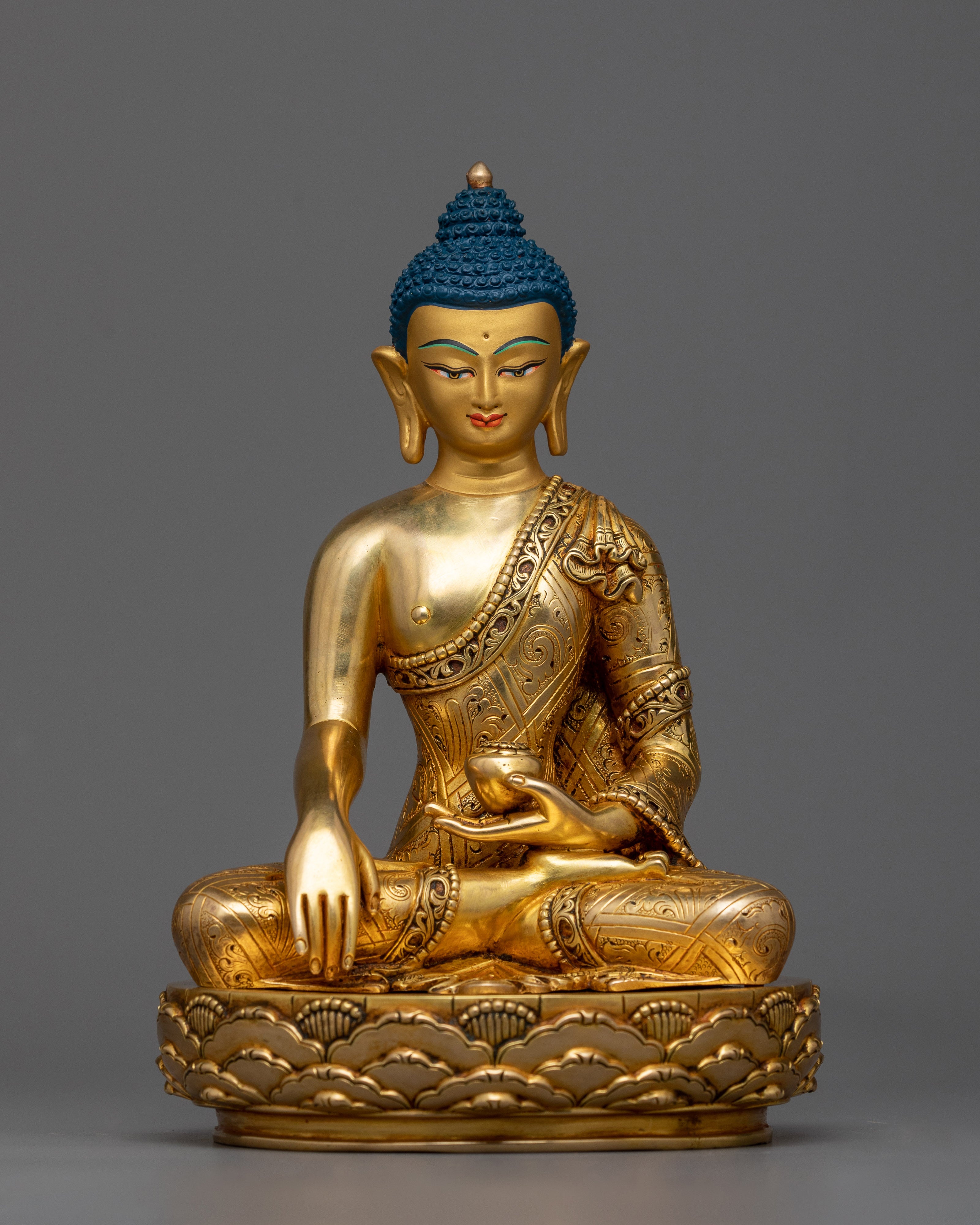gold buddha statue