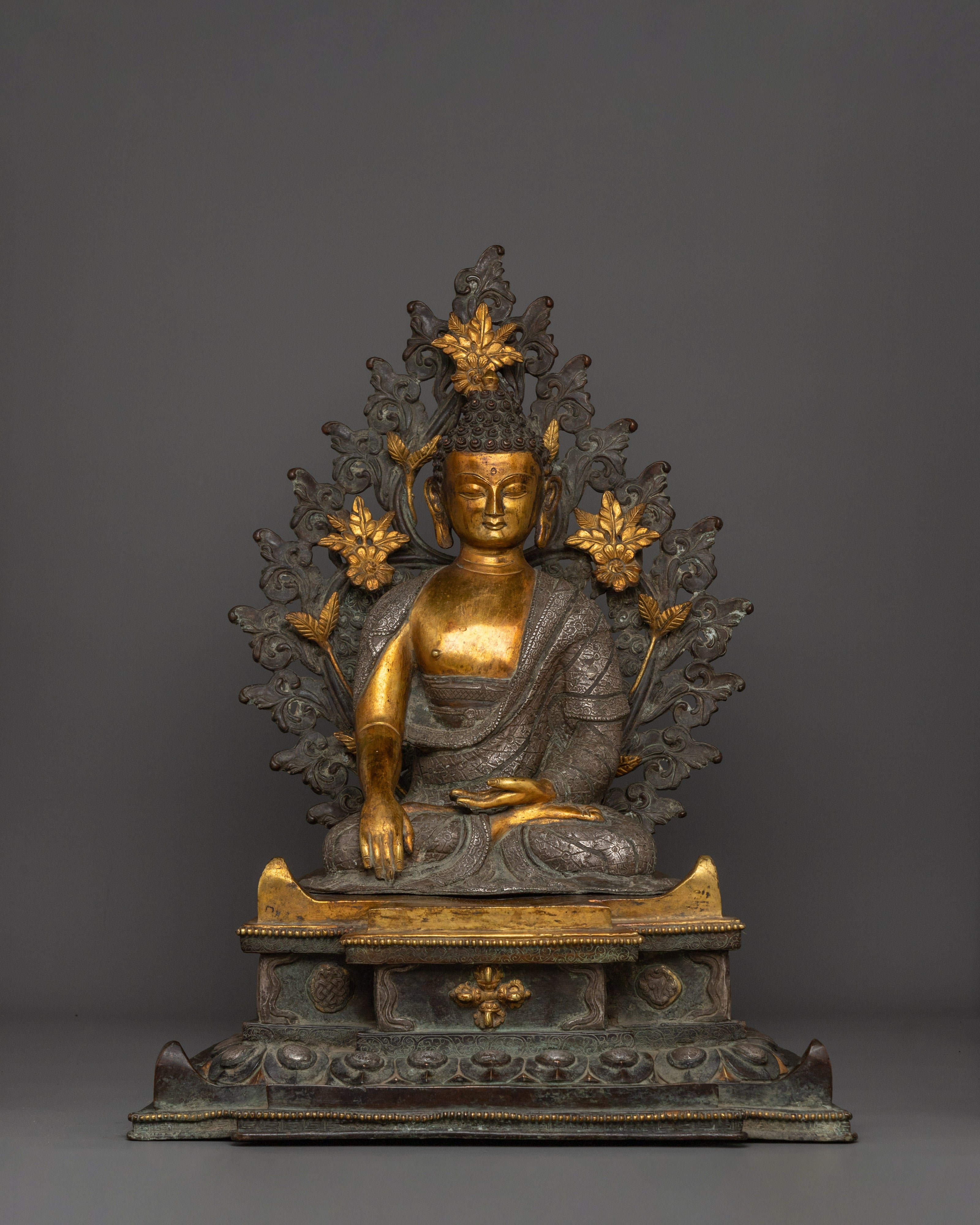 shakyamuni-buddha-embodiment-of-wisdom-statue