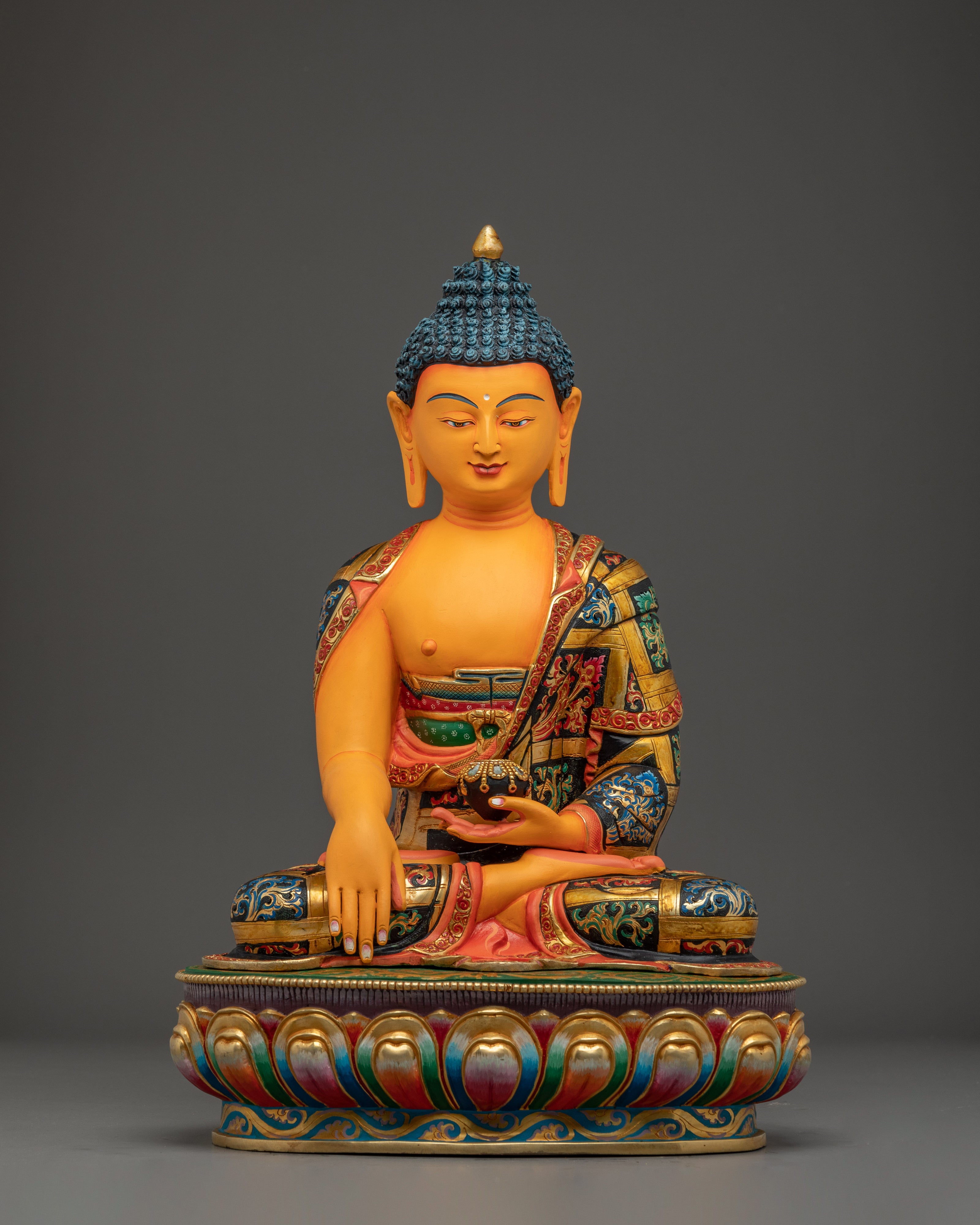 shakyamuni-buddha-the-enlightened-teacher