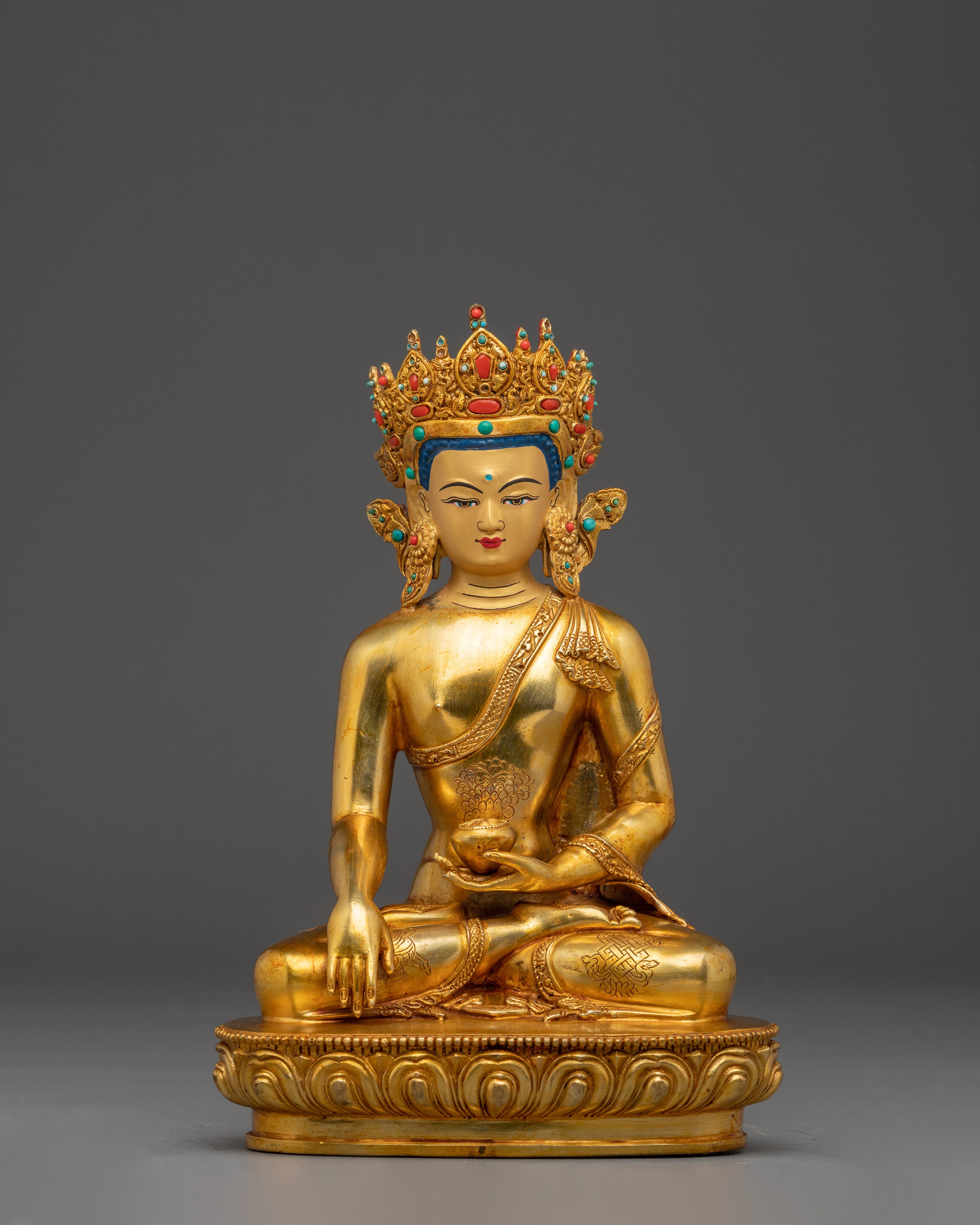 Shakyamuni Buddha Statue in 24K Gold-Gilded