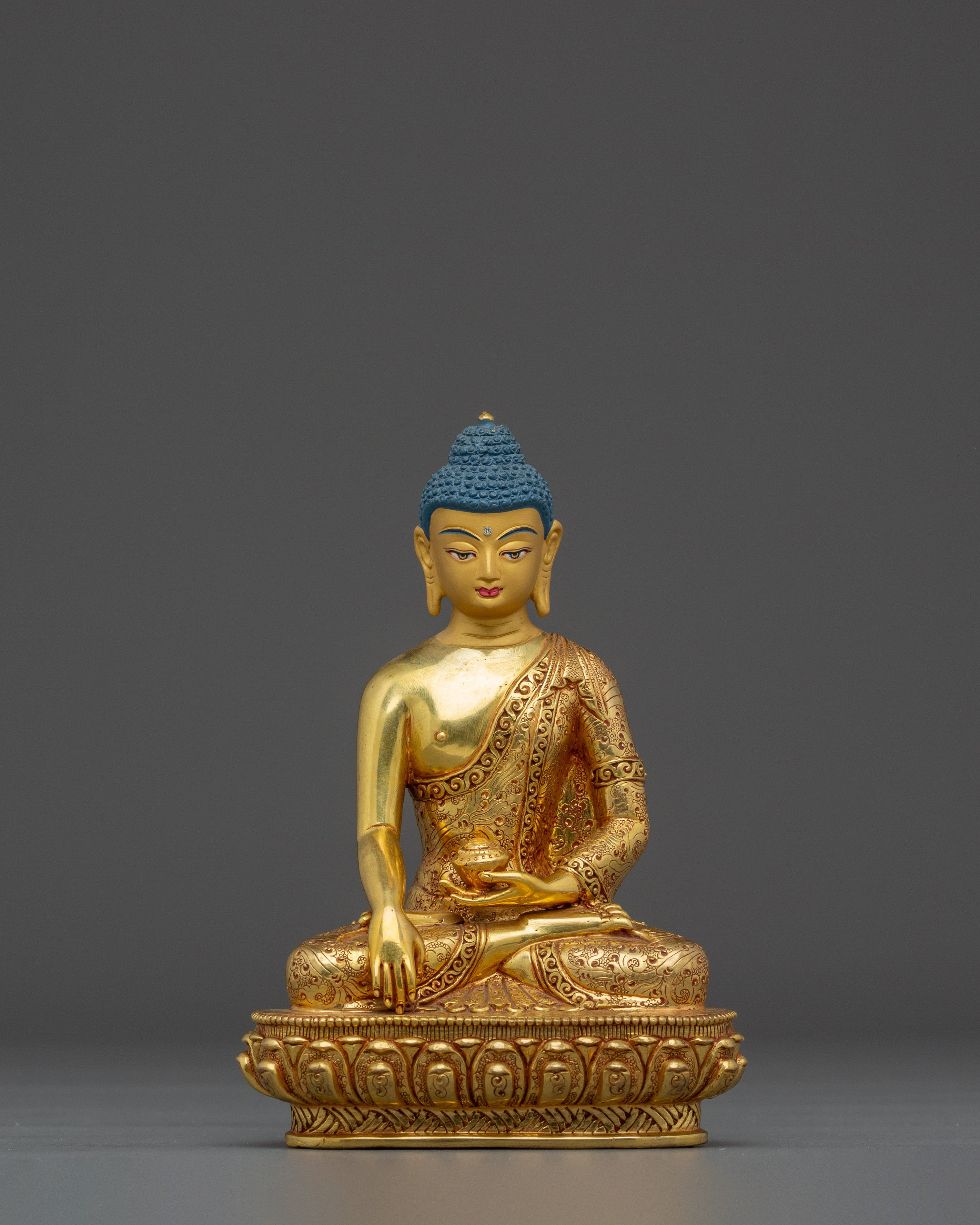 Shakyamuni Buddha Statue with 24K Gold Gilding