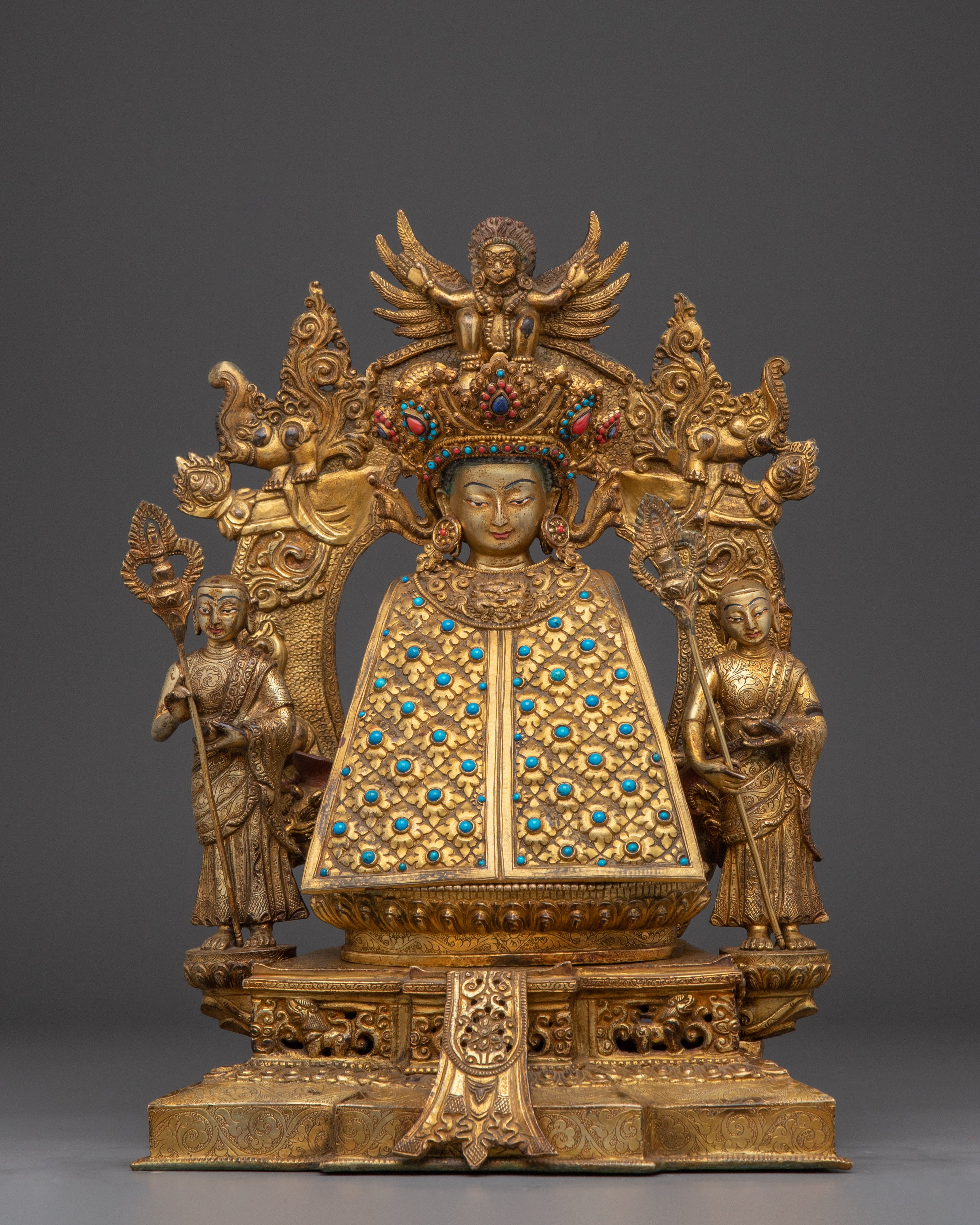 majestic-shakyamuni-buddha-with-disciples-and-throne