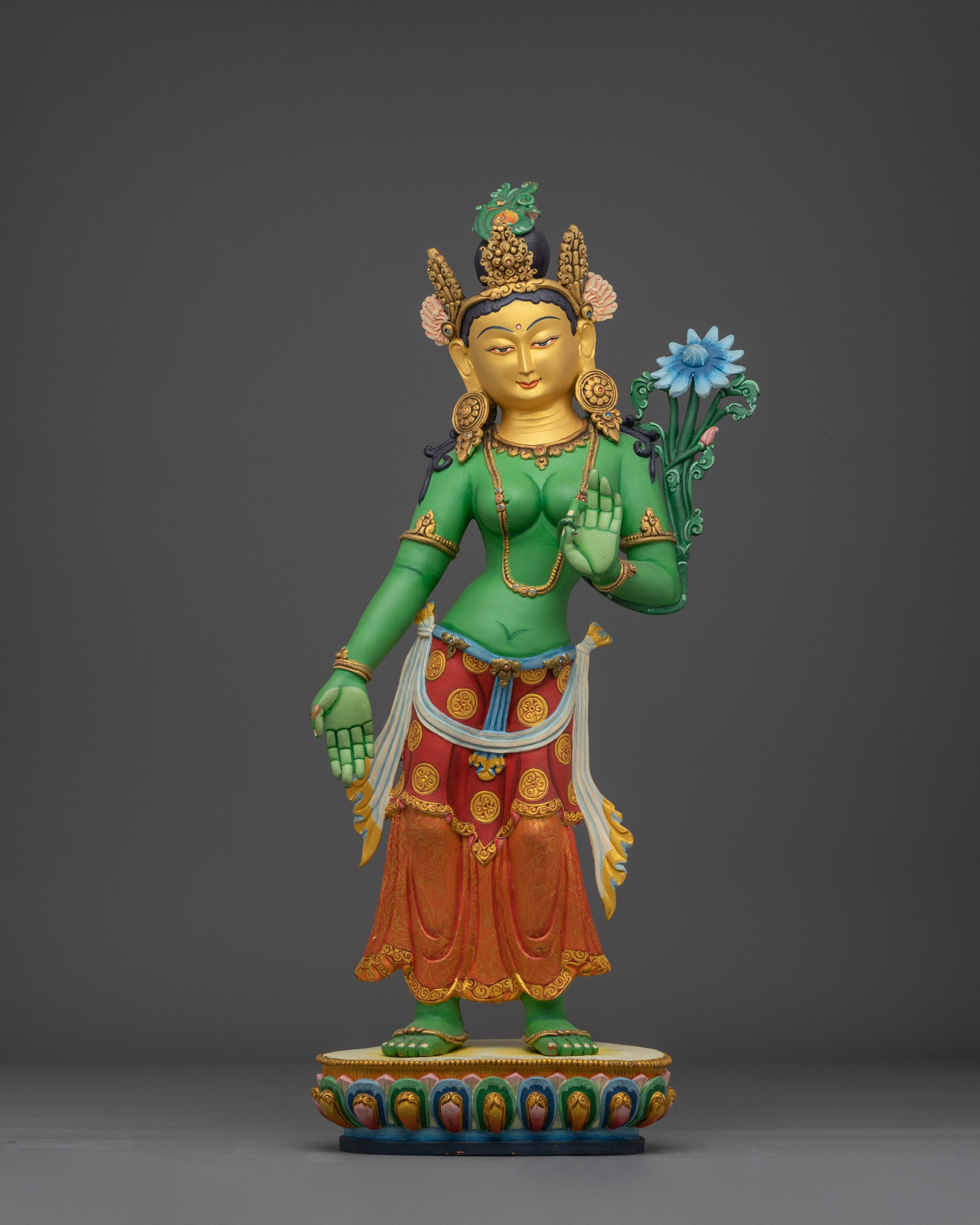 standing-green-tara