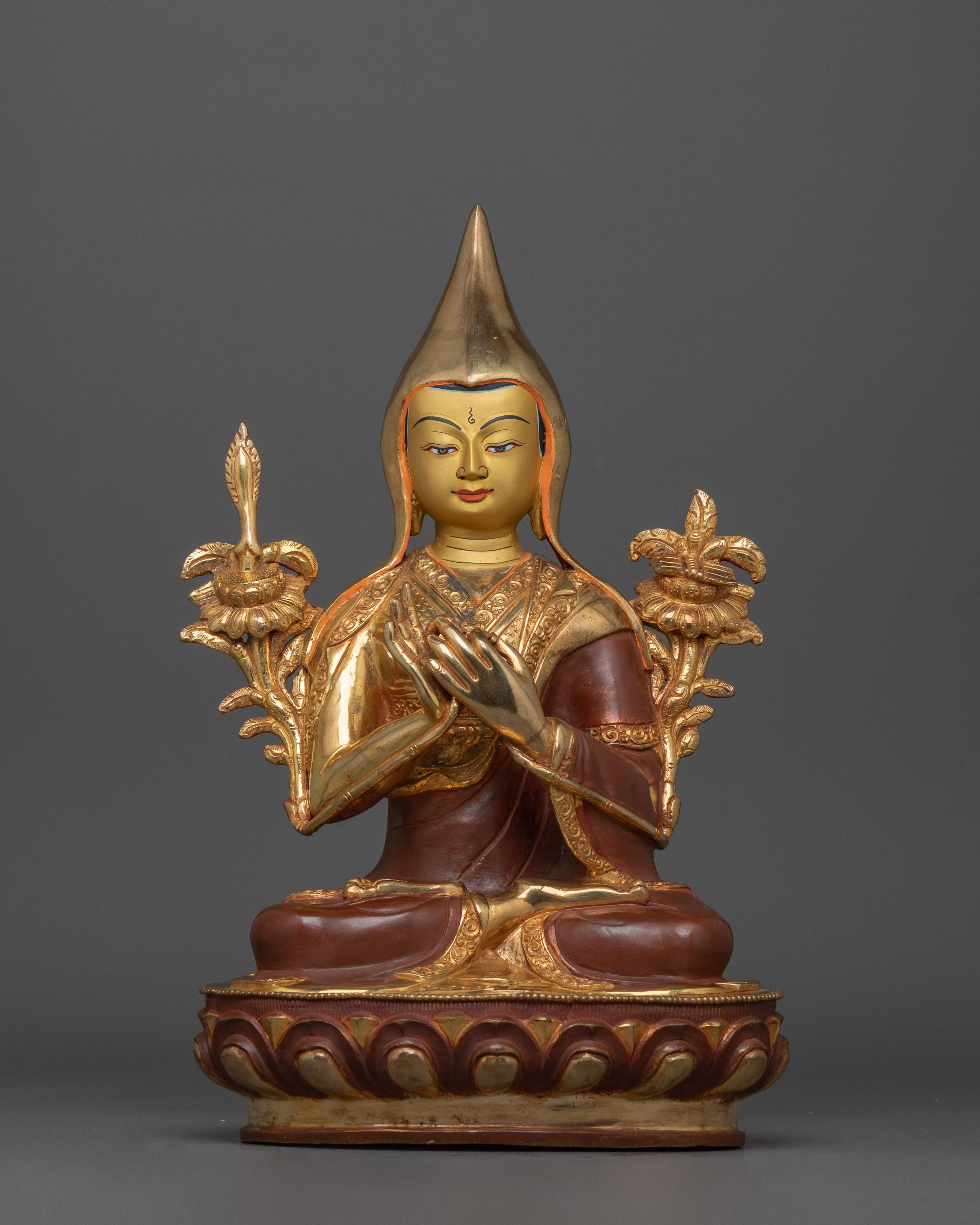 tsongkhapa-lama-sculpture