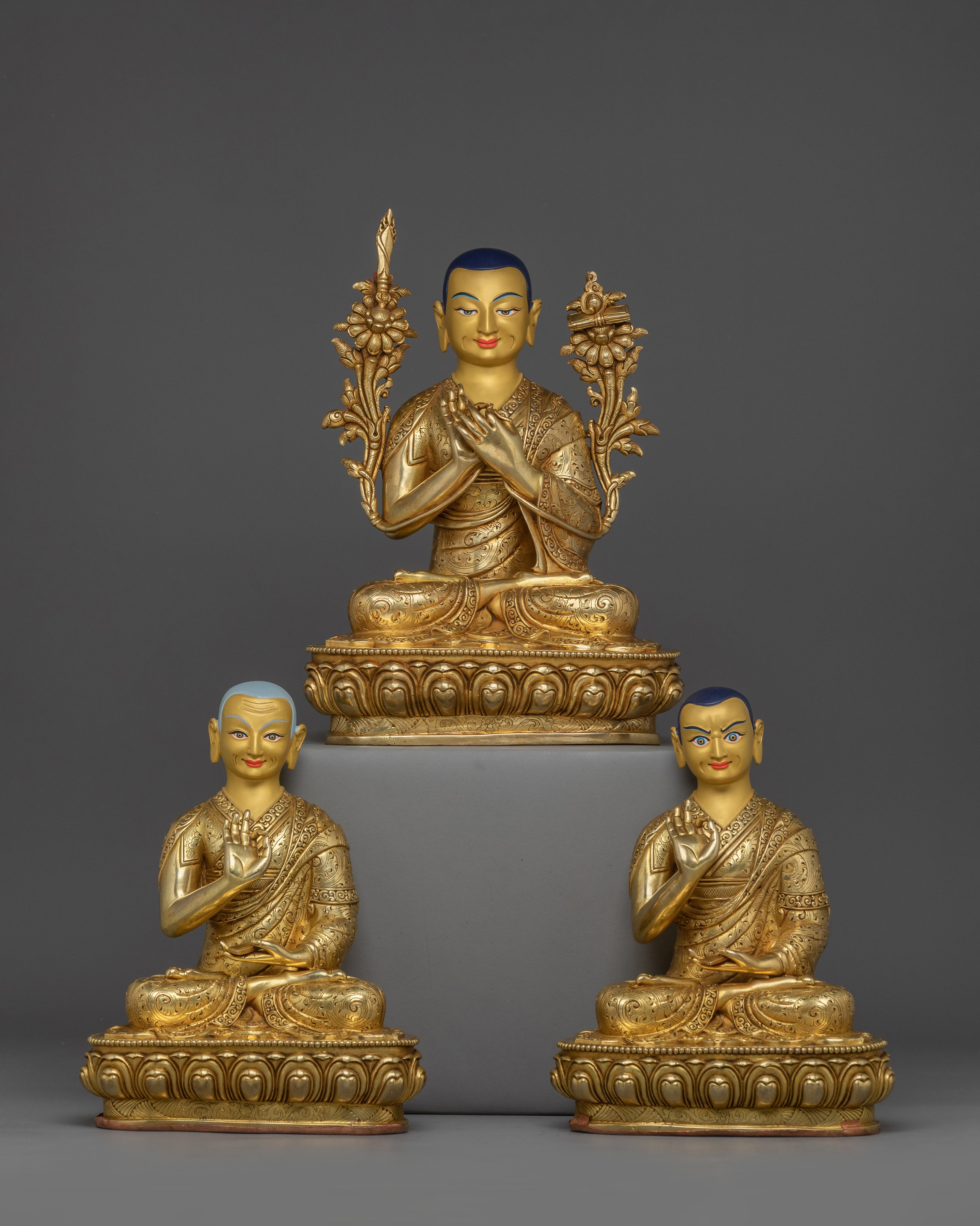 traditional-buddhist-set-of-tsongkhapa