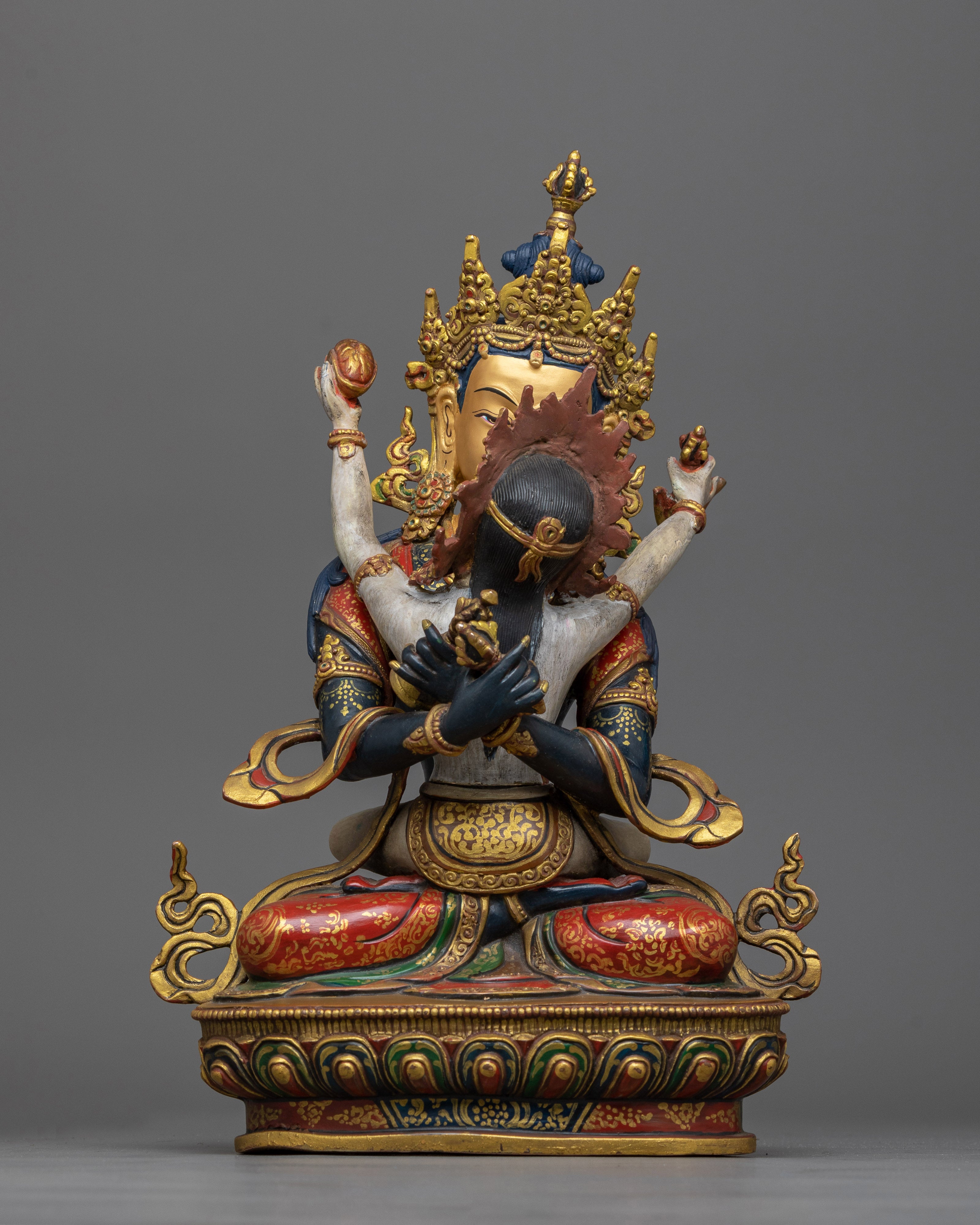 vajradhara-and-consort-sculpture
