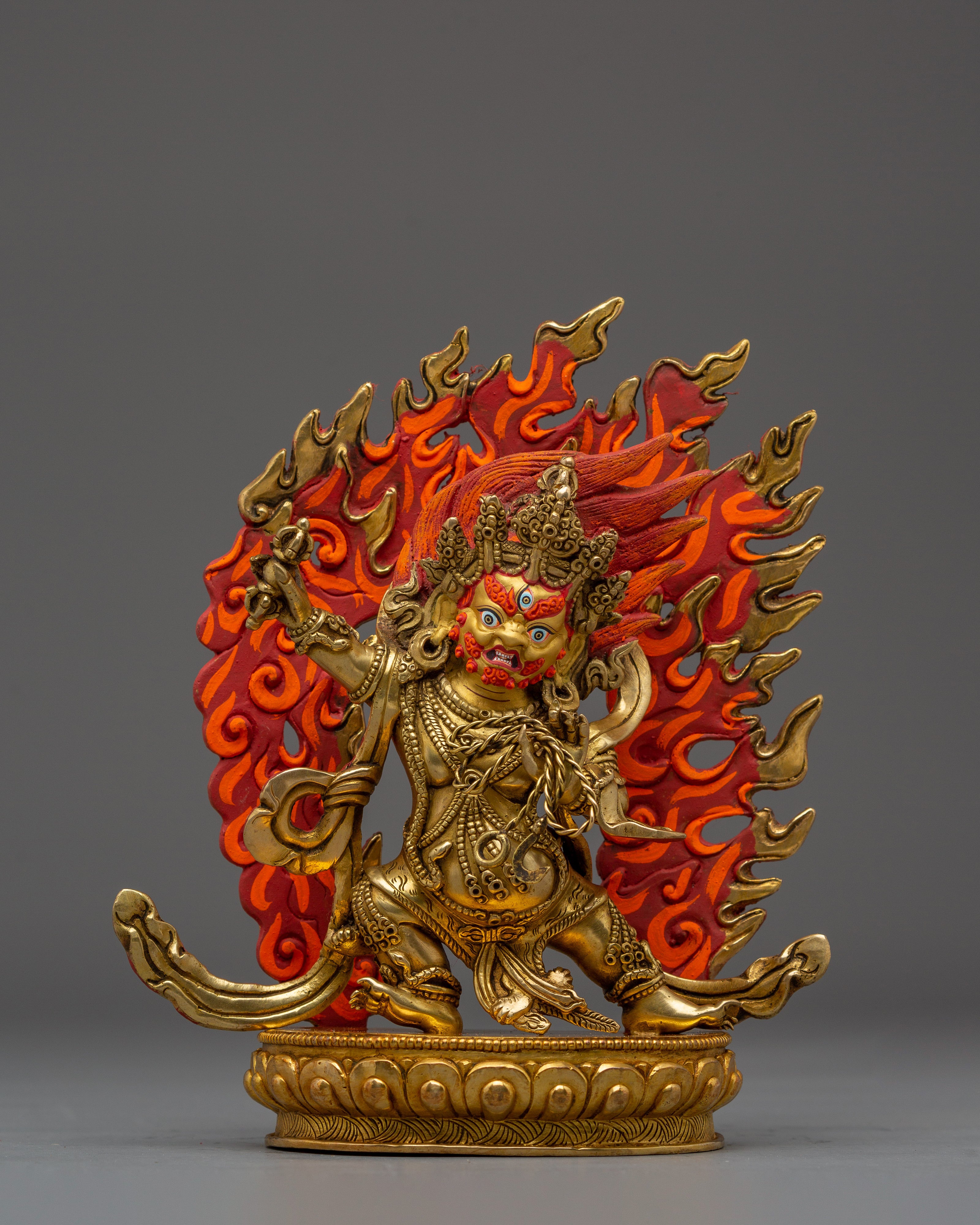 protector-of-buddha-vajrapani-statue