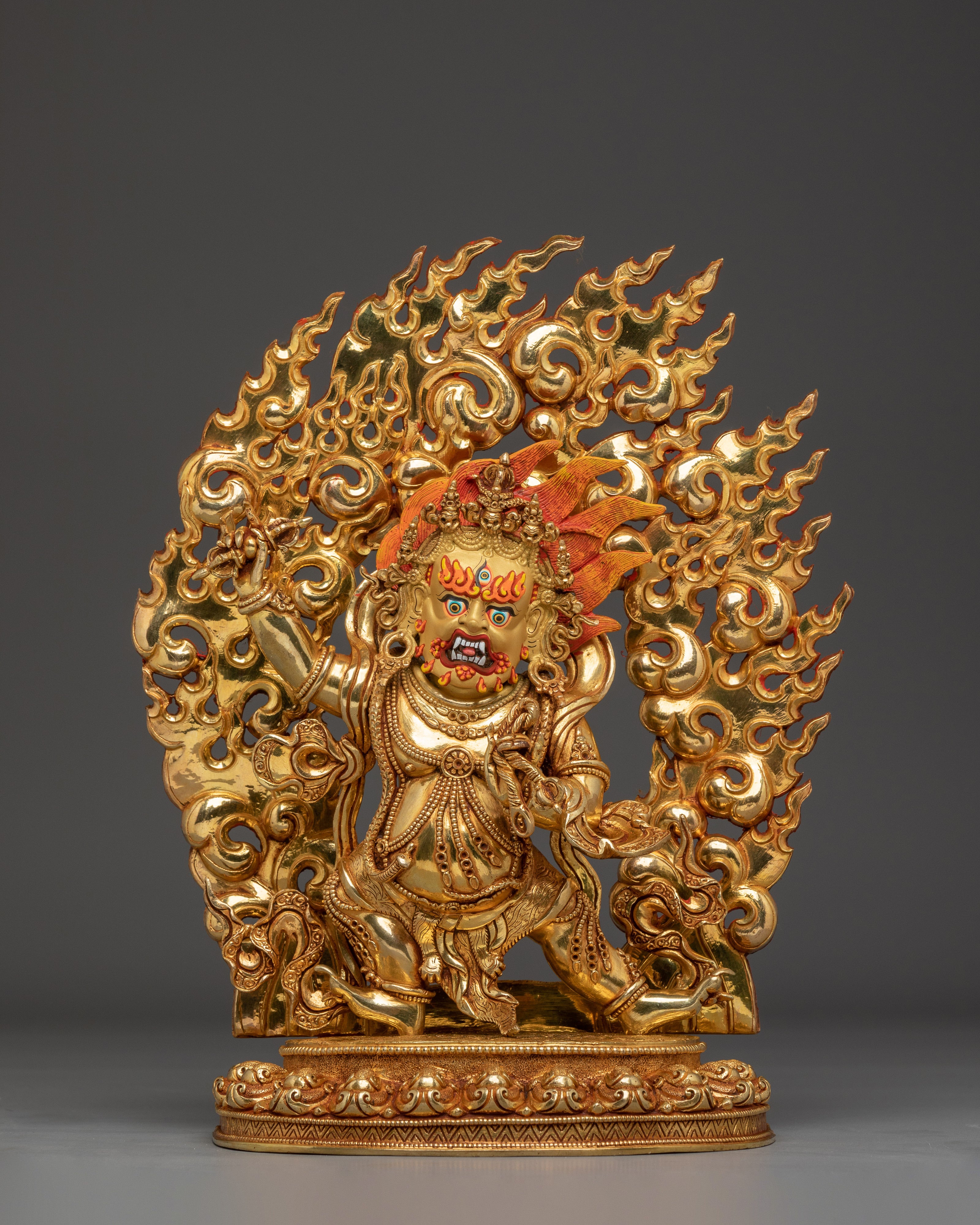 enlightened-bodhisattva-vajrapani