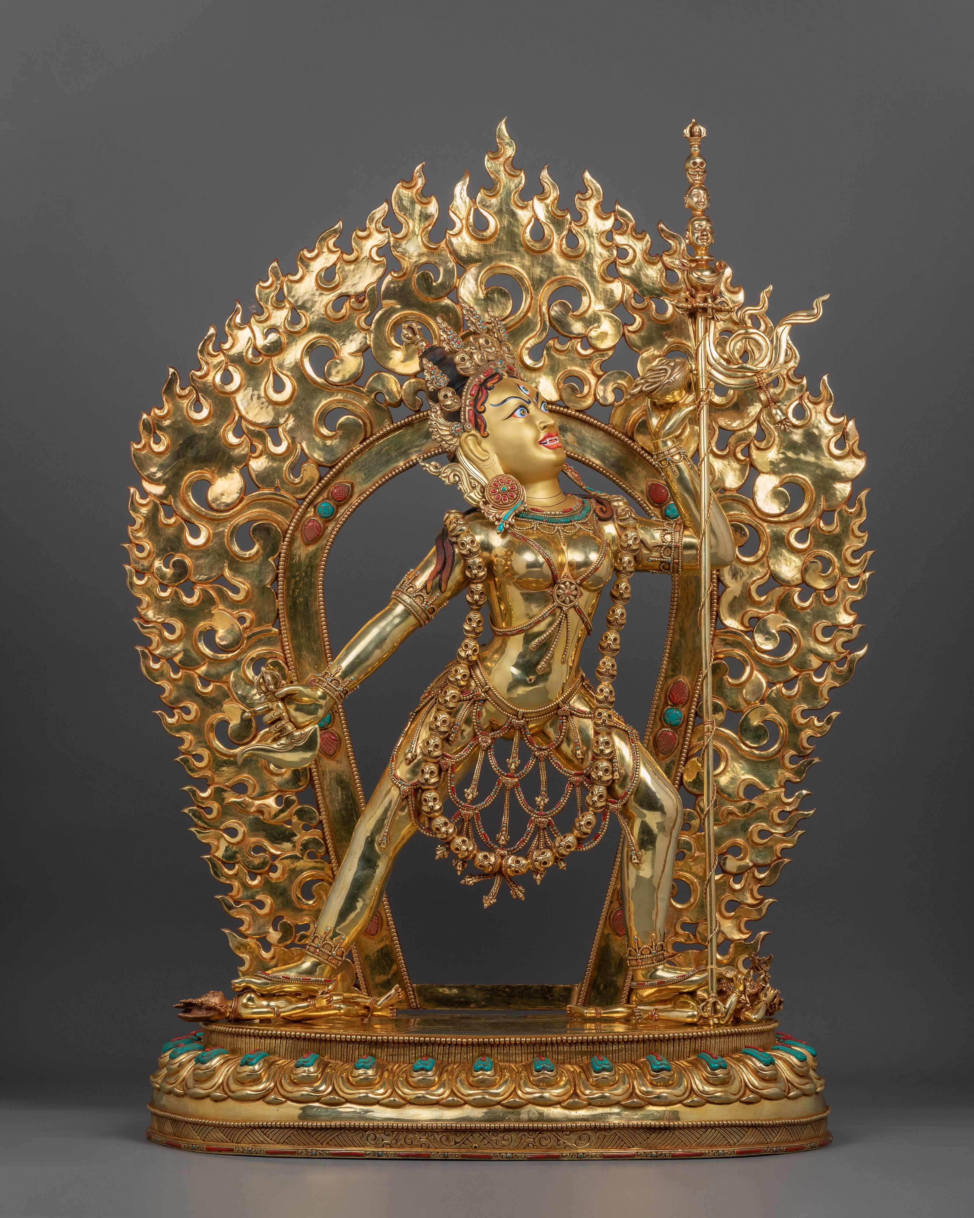 divine-sculpture-of-vajrayogini