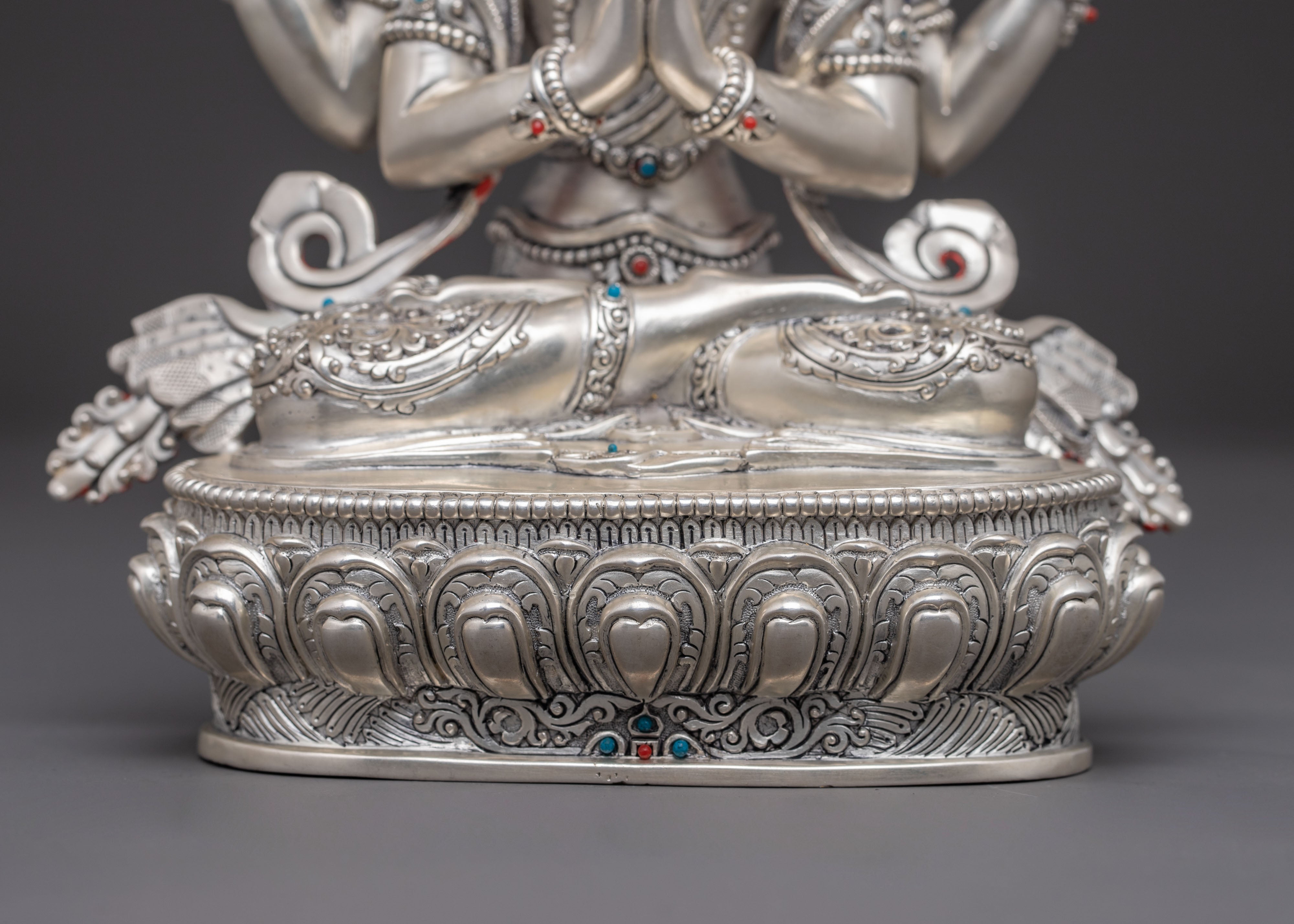 Silver Chenrezig Statue: Bodhisattva of Compassion