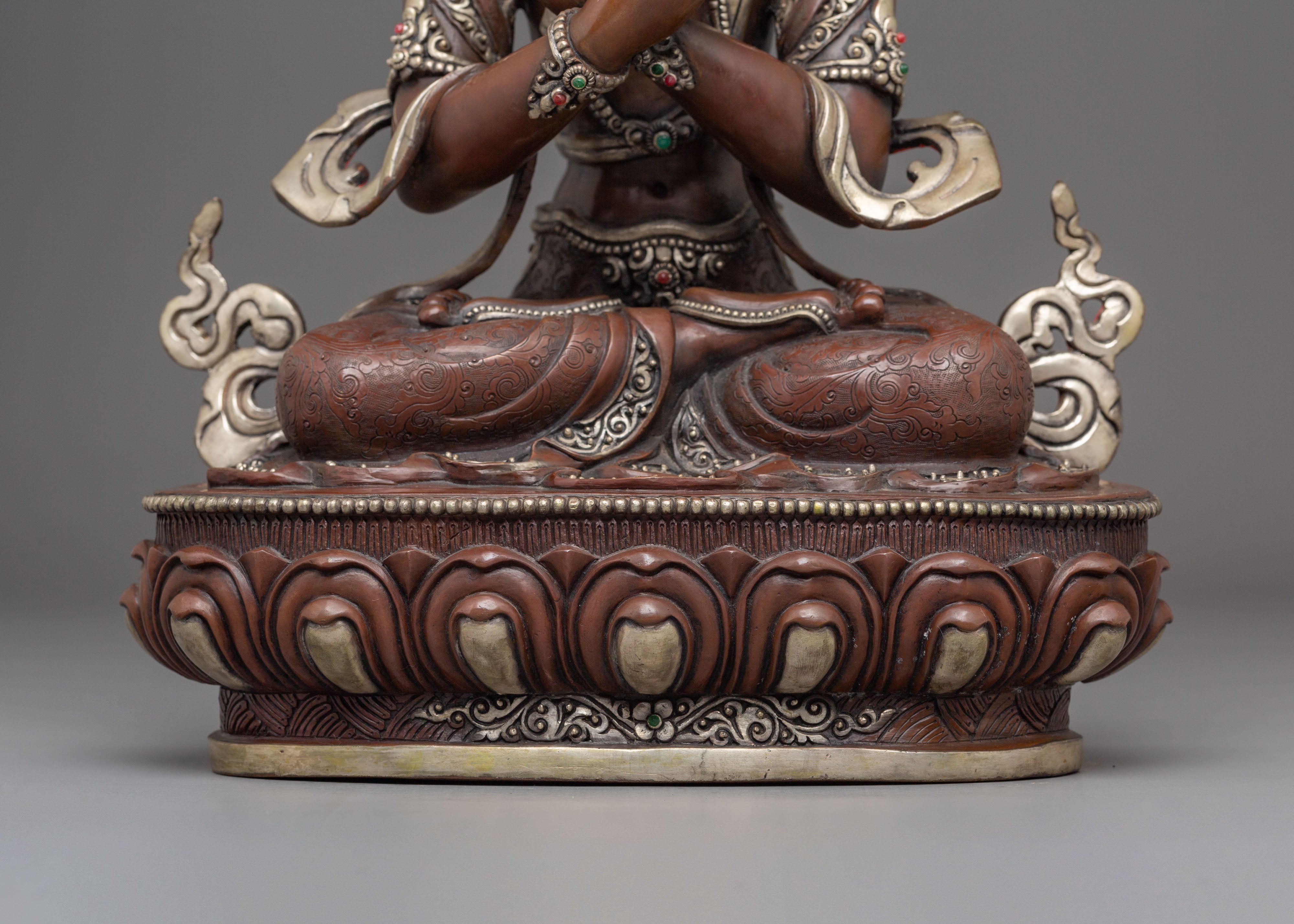Peaceful Copper Statue of Buddha Vajradhara | Spiritual Meditation Decor