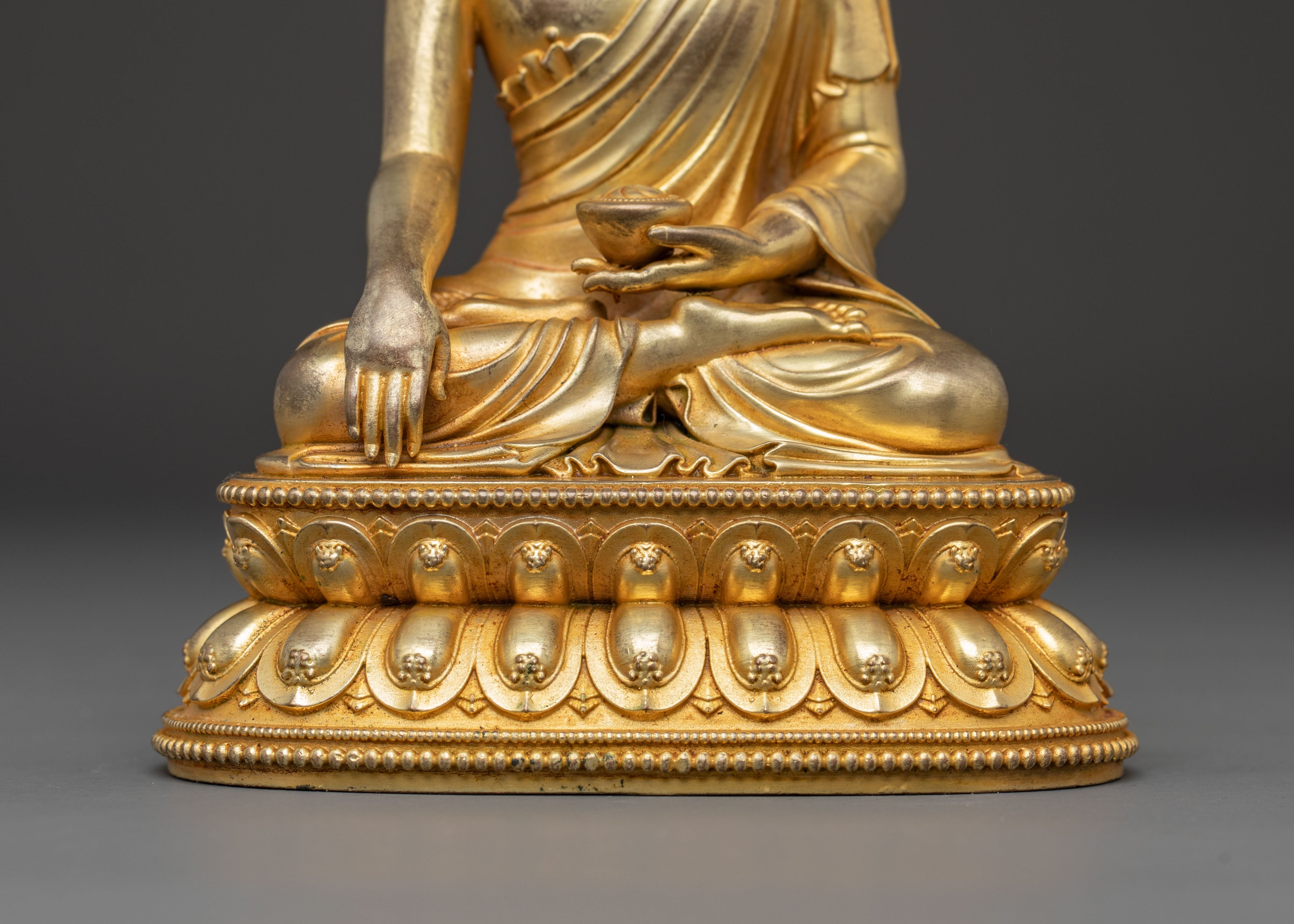 Statue of Dharma Guru Shakyamuni Buddha | Historical Buddha