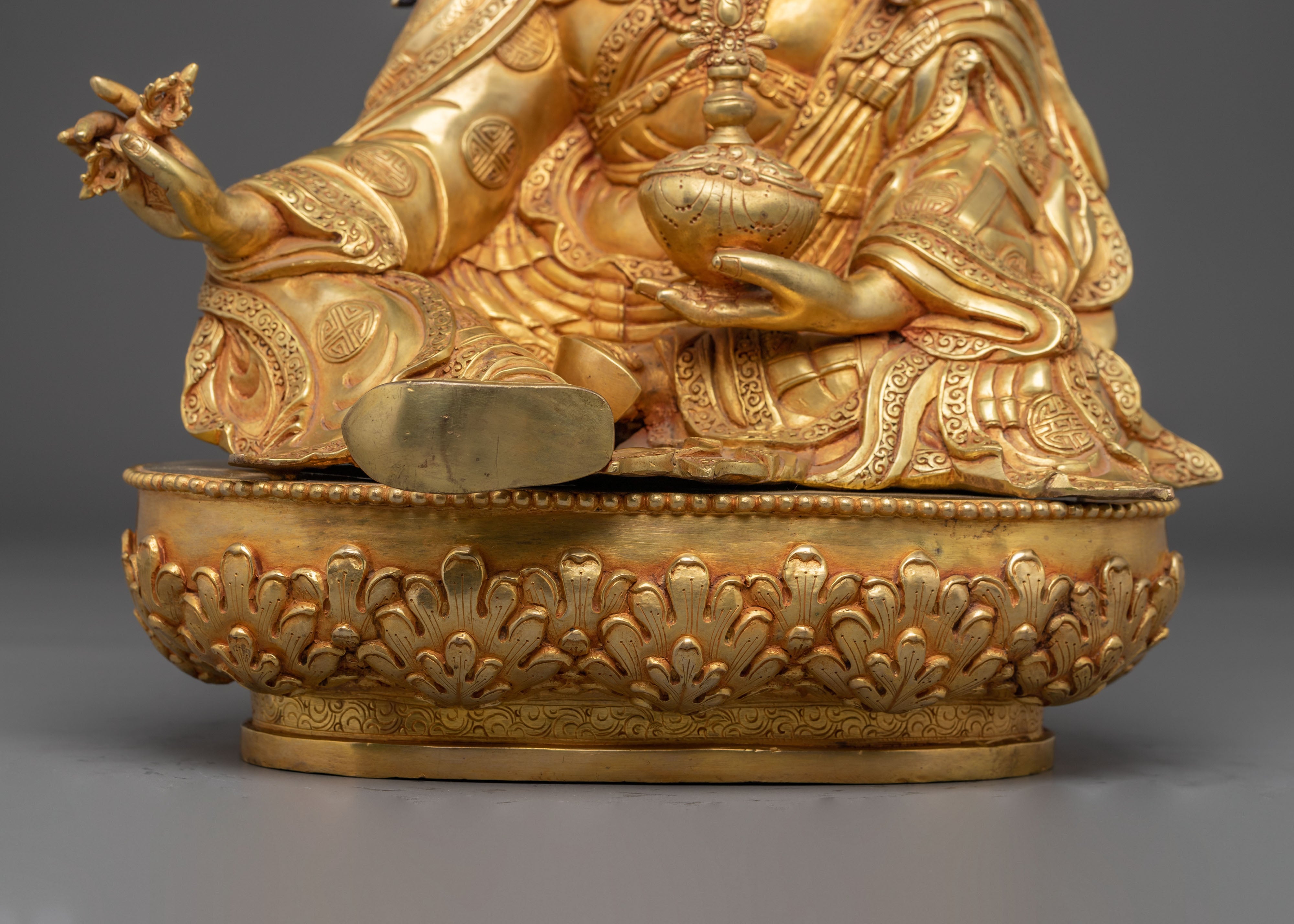 Handcrafted Spiritual Statue of Guru Rinpoche | Lotus-Born Master