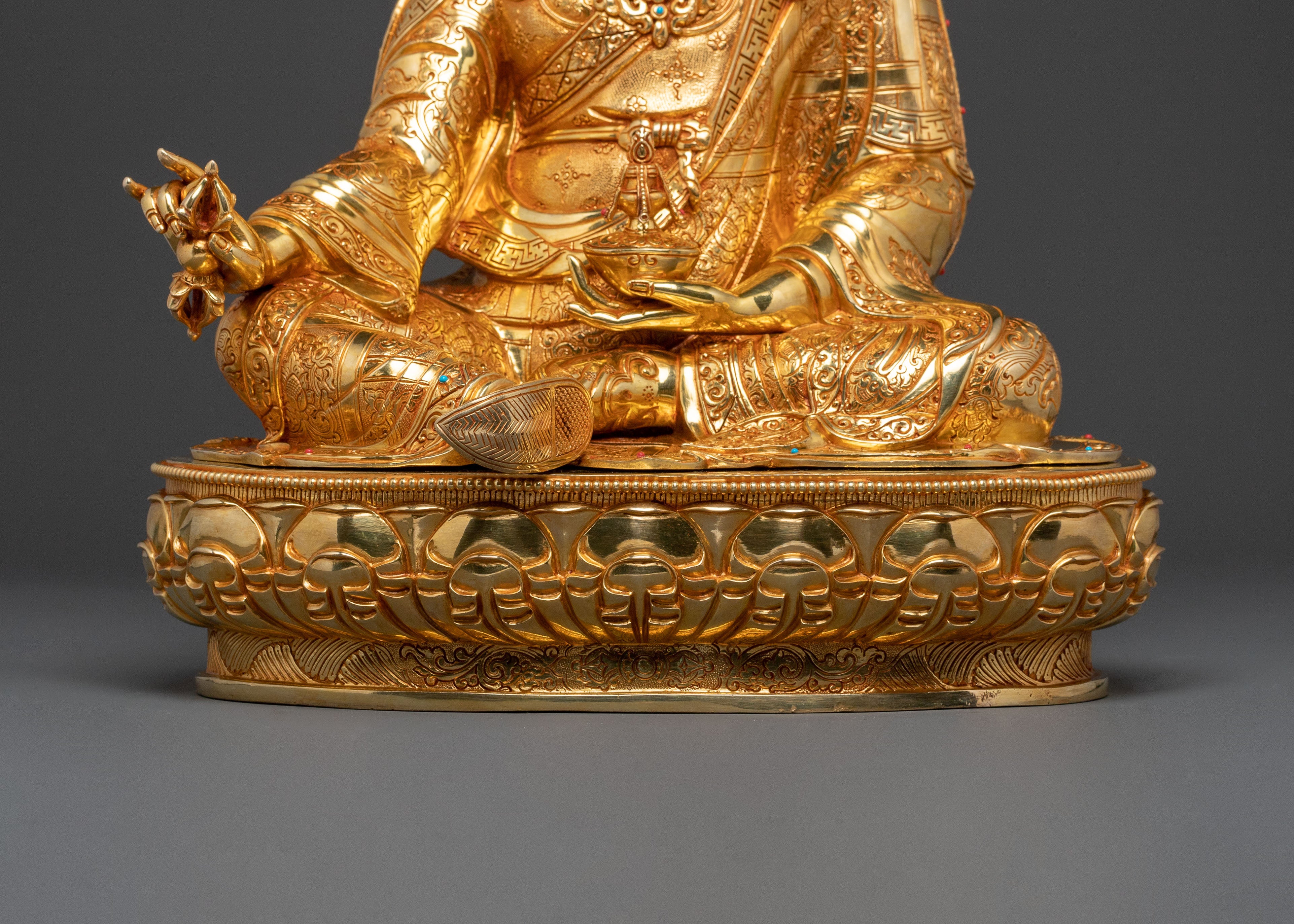 Guru Rinpoche Traditional Statue | Spiritual Altar Decor