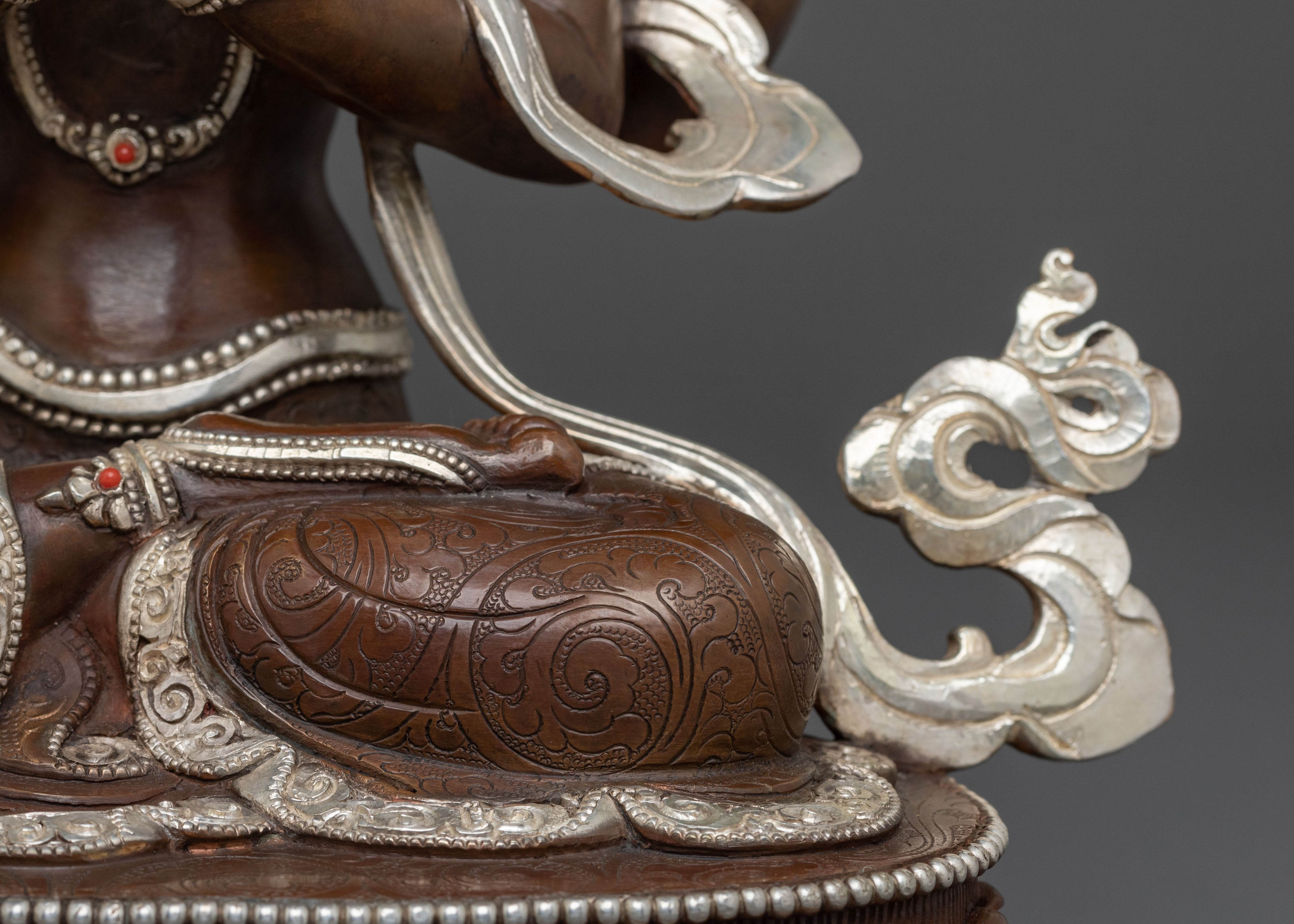 Sacred Chenrezig Statue | Tibetan Buddhist Deity