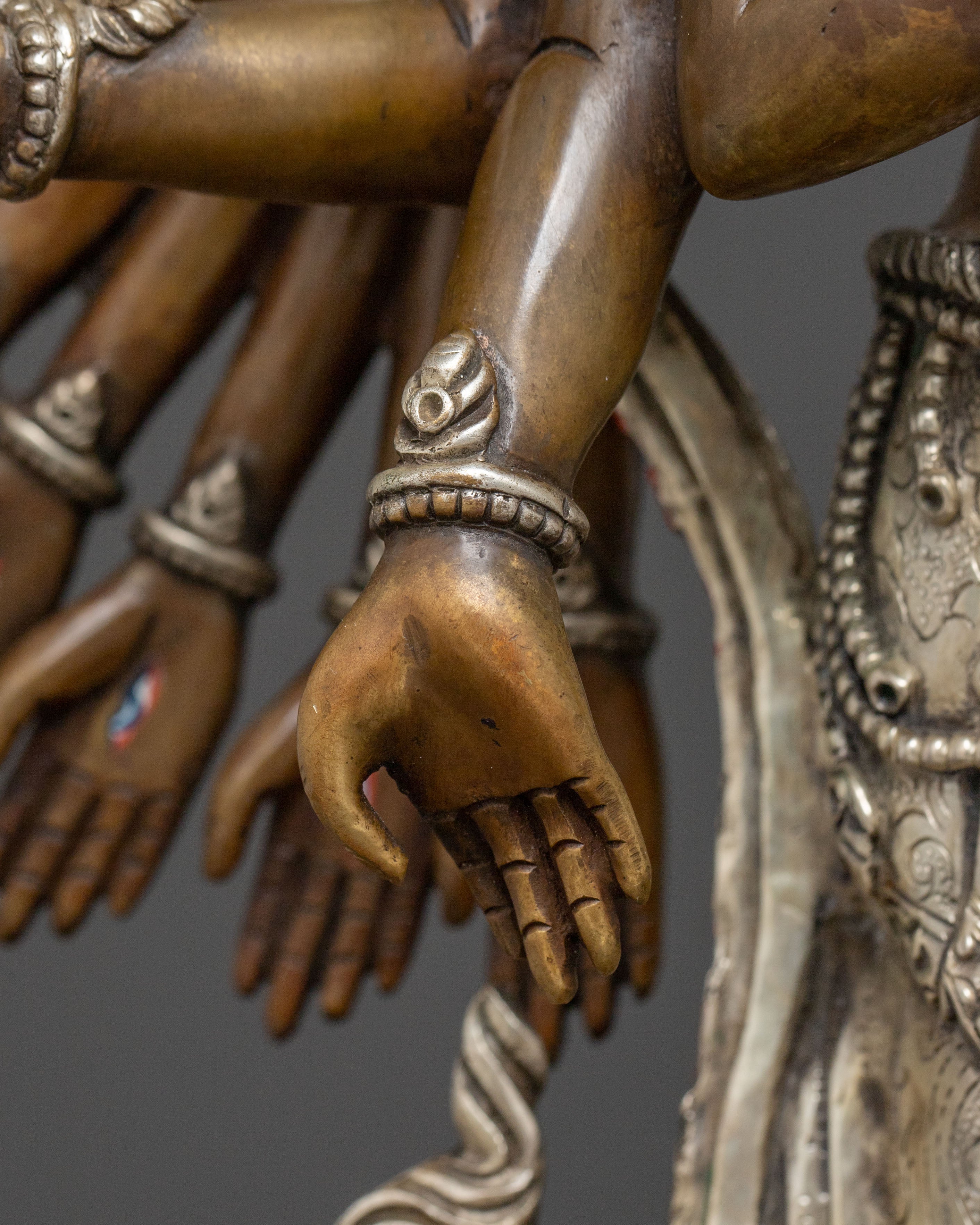 1000 Armed Chenrezig Sculpture | Bodhisattva of Compassion