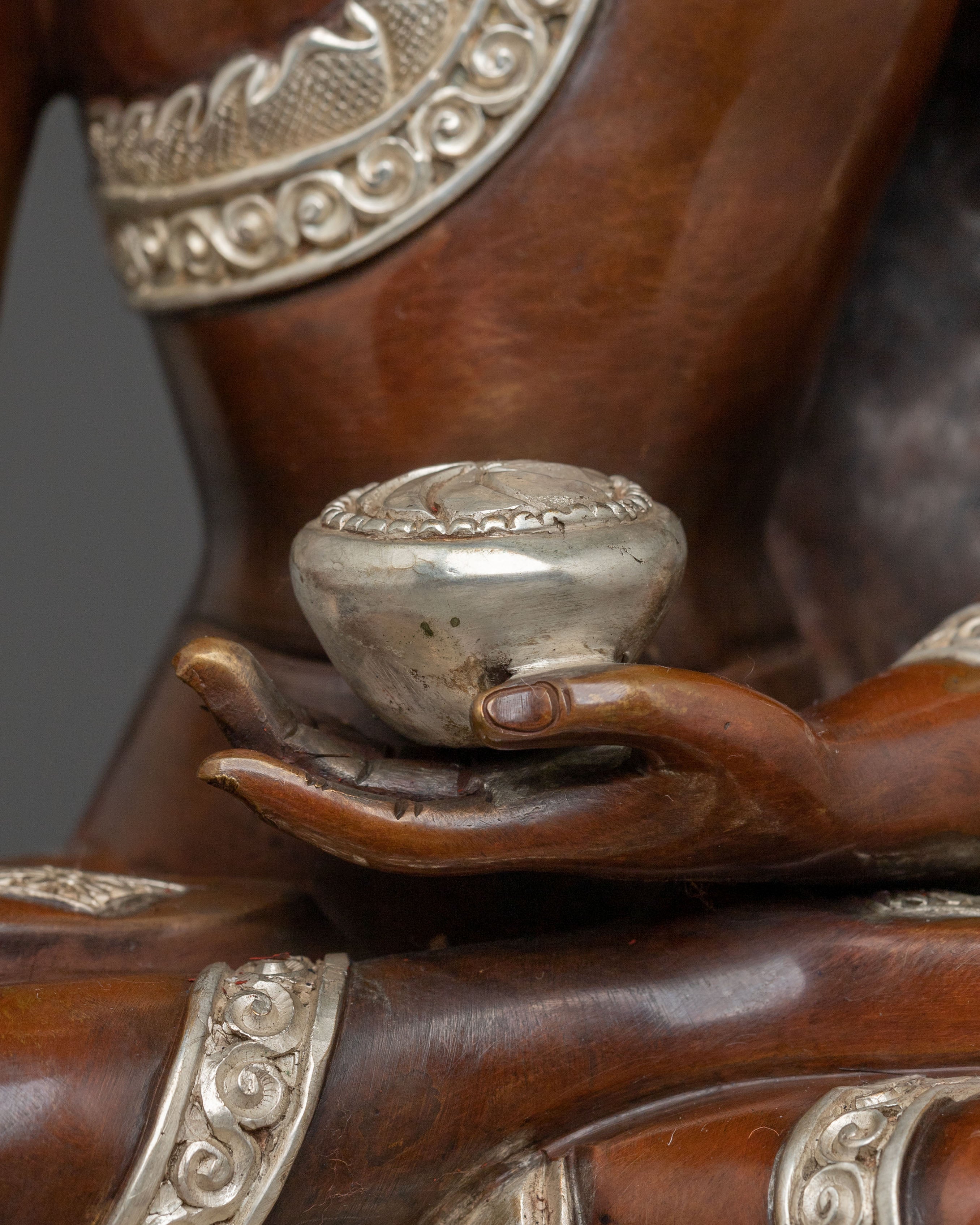Shakyamuni Buddha Statue | Peace and Harmony