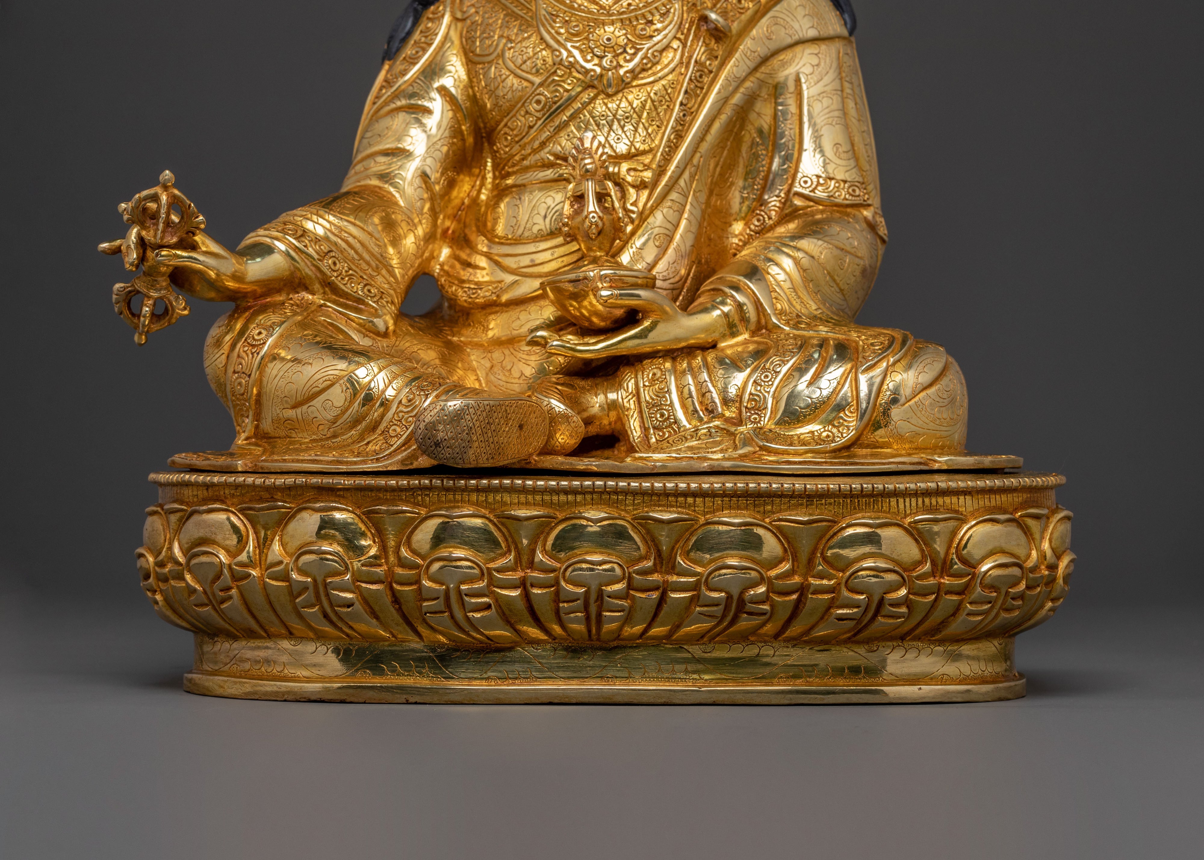 Guru Rinpoche Statue | Lotus Born Siddha