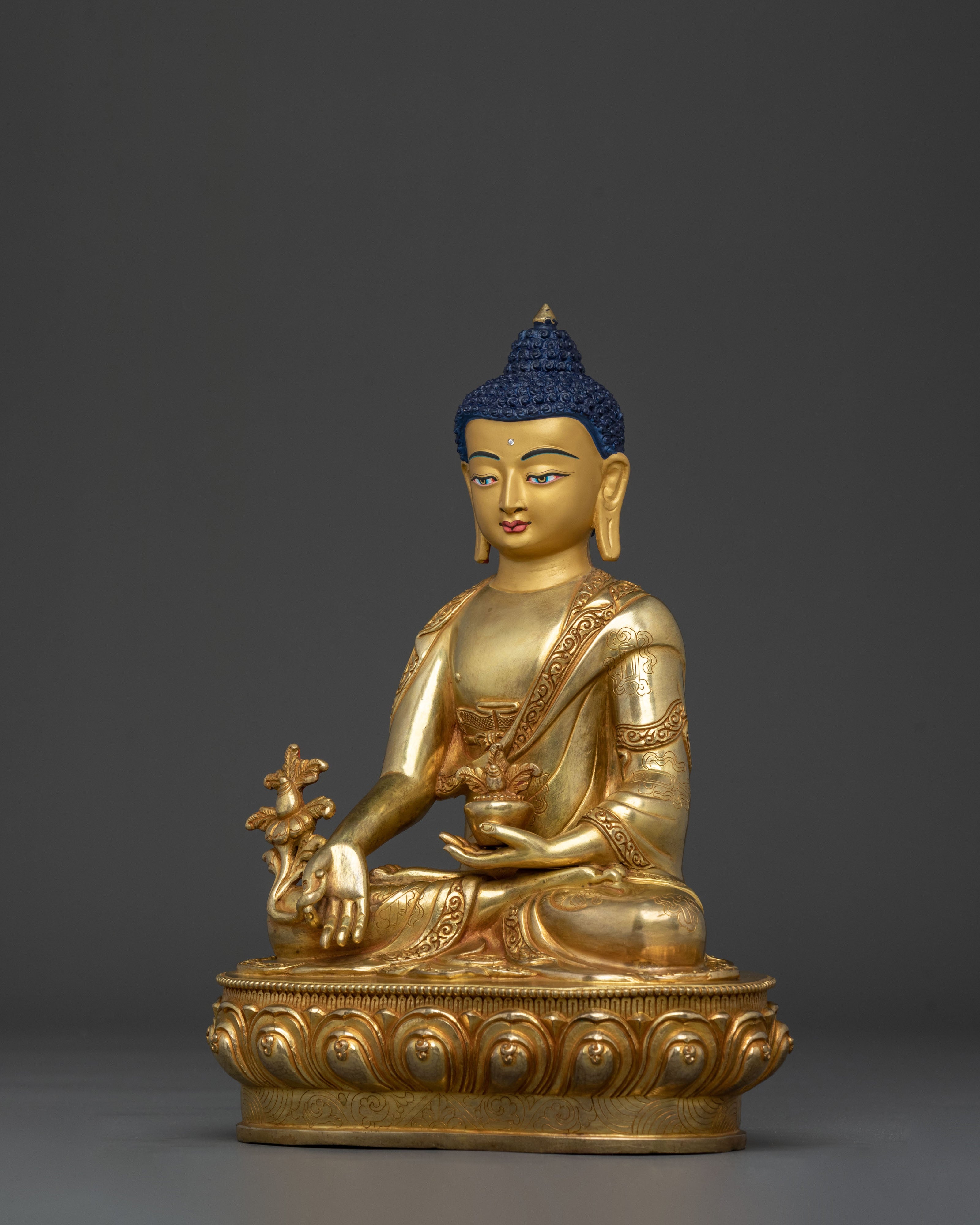 Medicine Buddha Statue of Healing Light | Traditional Buddhist Sculpture