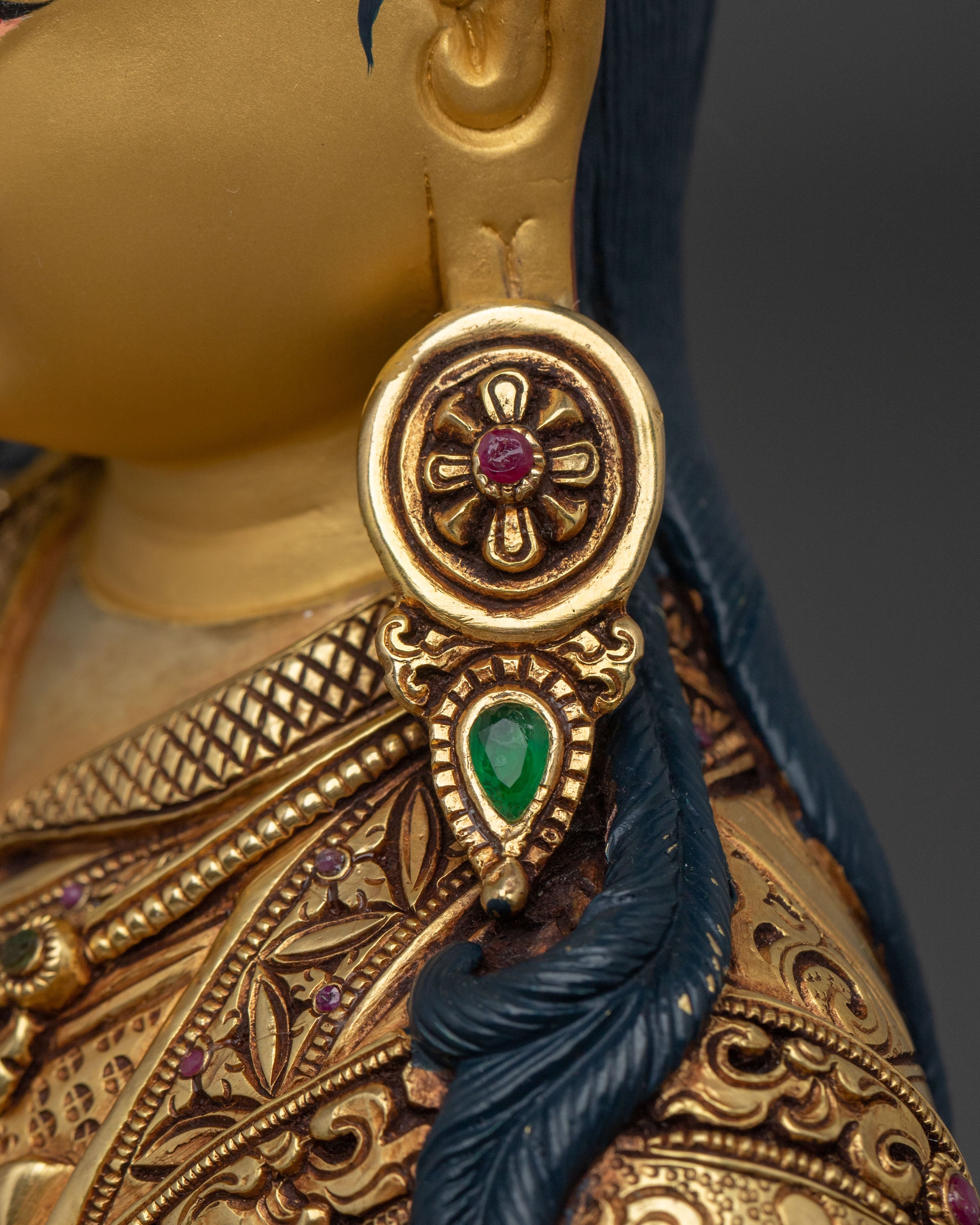 Guru Rinpoche Enlightenment Statue: Buddhist Altar Decoration