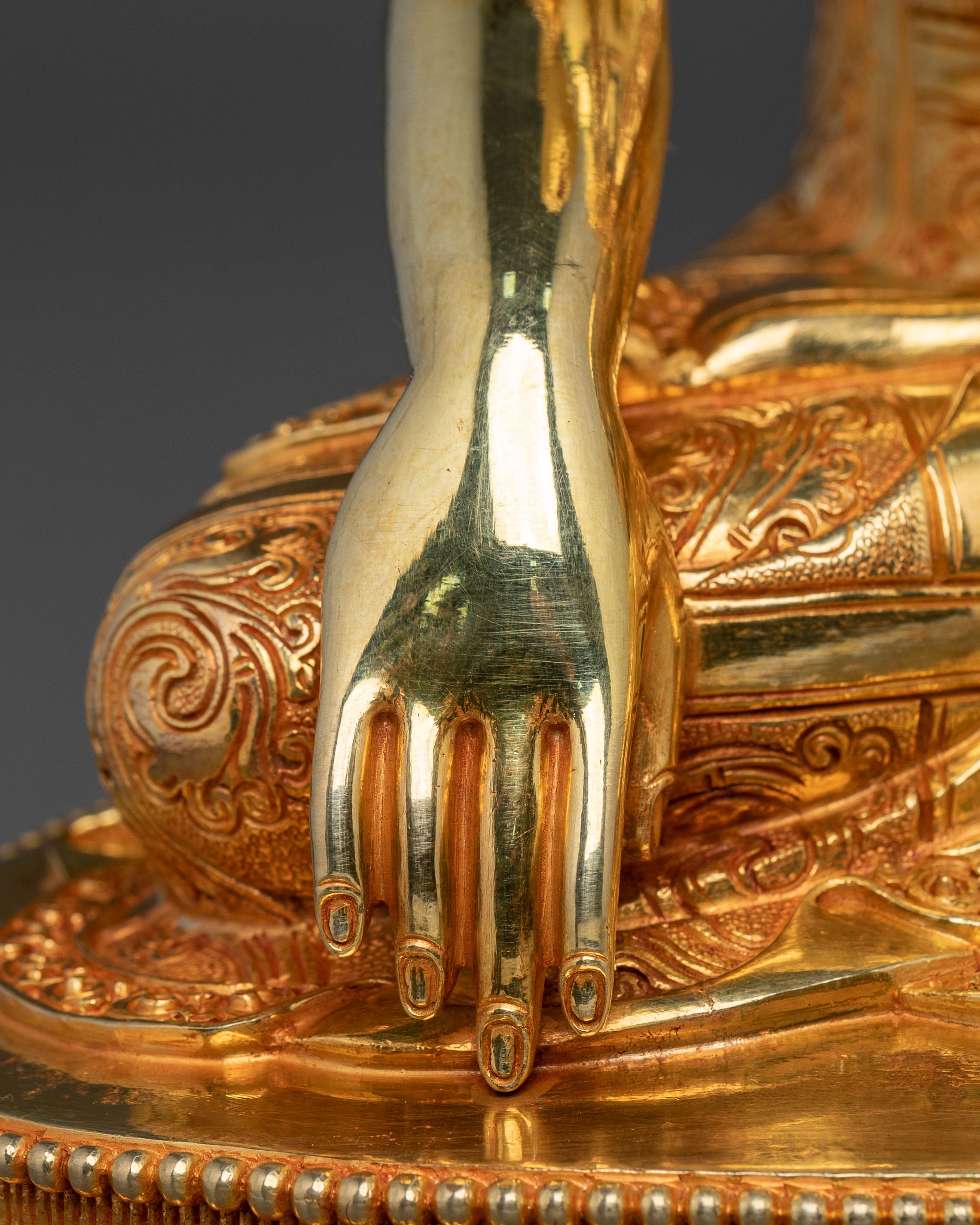 Handcrafted Shakyamuni Buddha Statue | Altar Decor