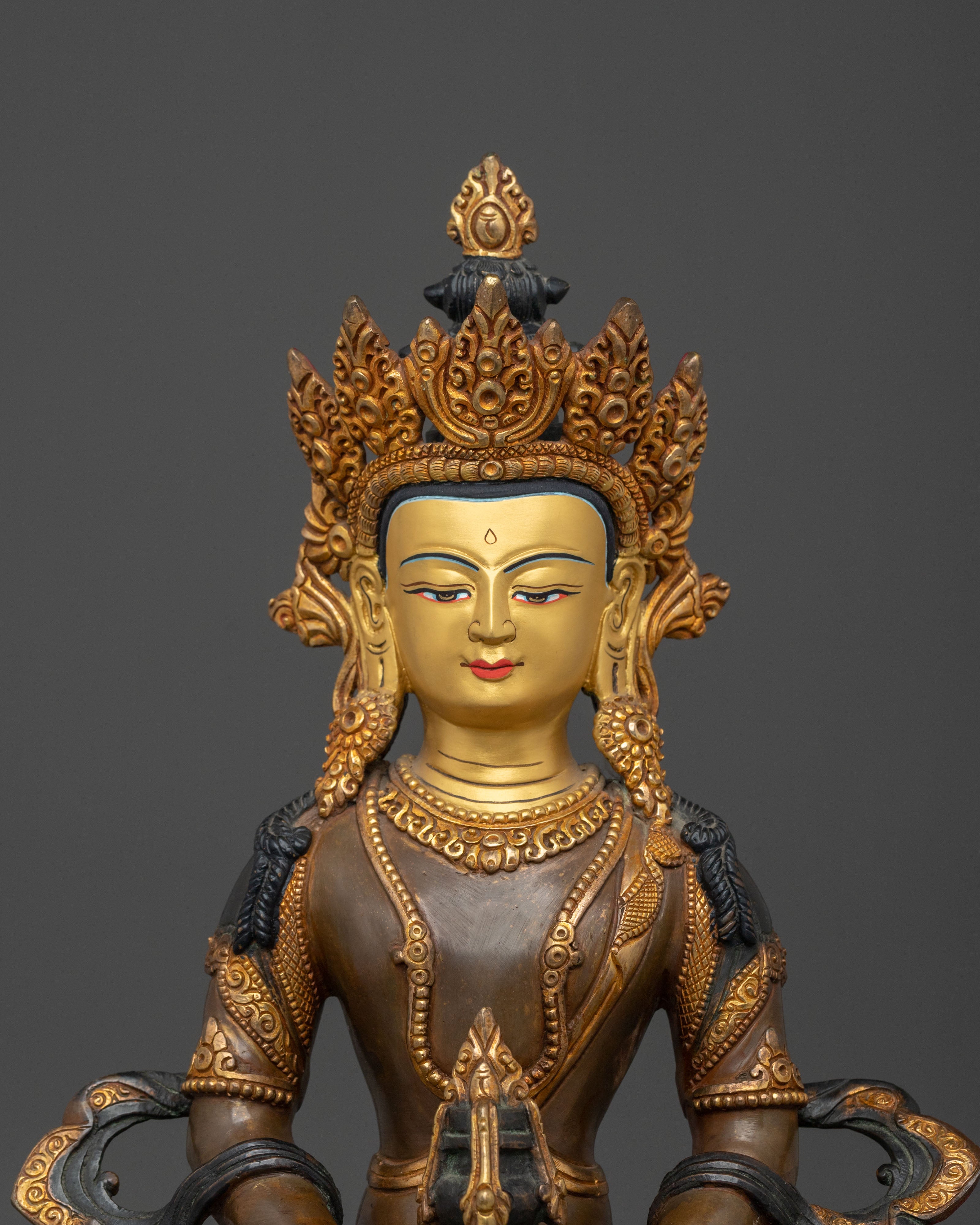 Amitayus Statue: Longevity Deity