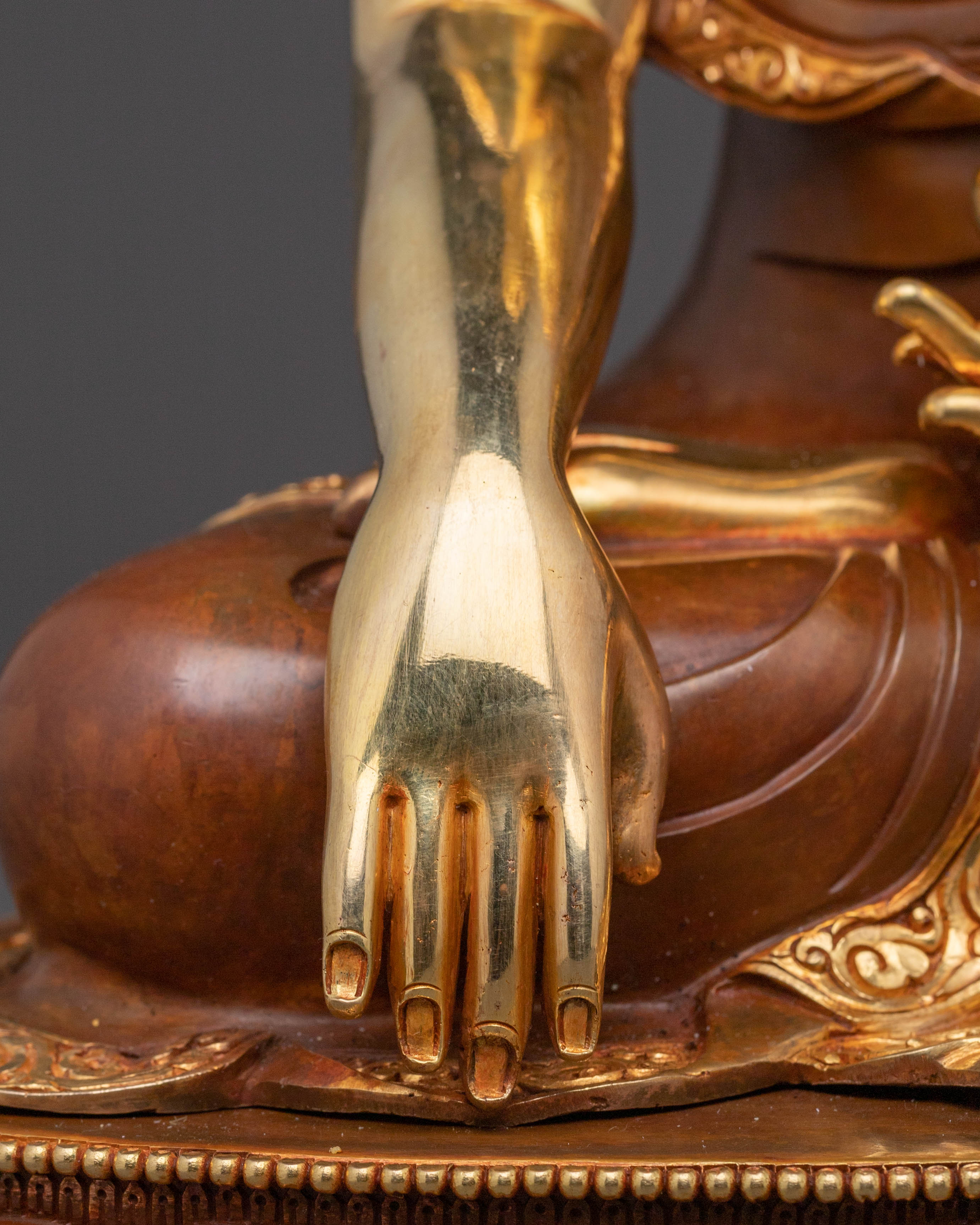 Handcrafted Shakyamuni Buddha Enlightened Statue