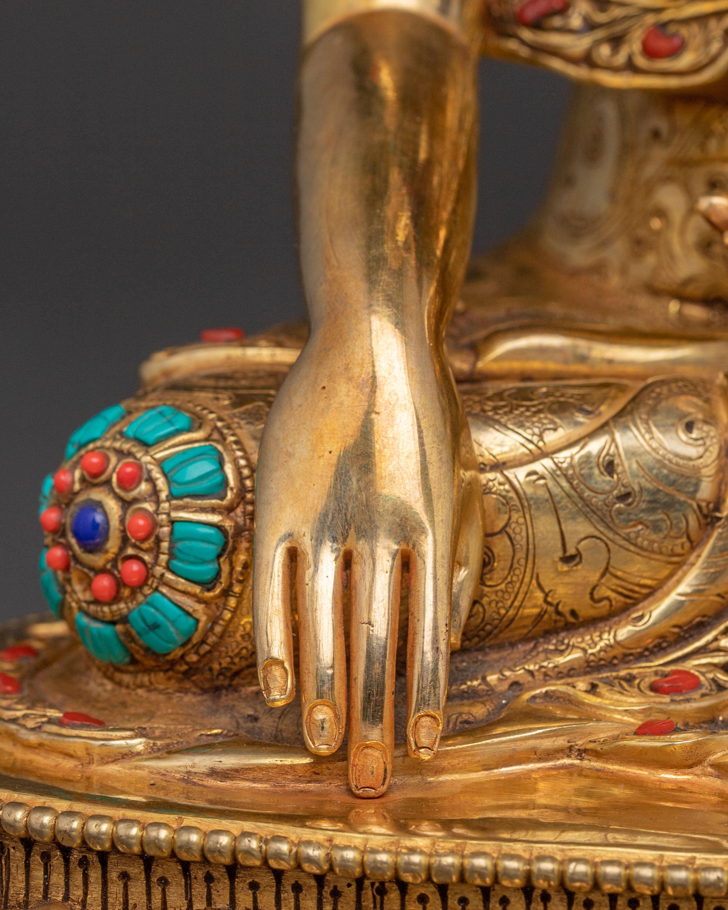 Shakyamuni Buddha Golden Statue with Crown – Himalayan Craft