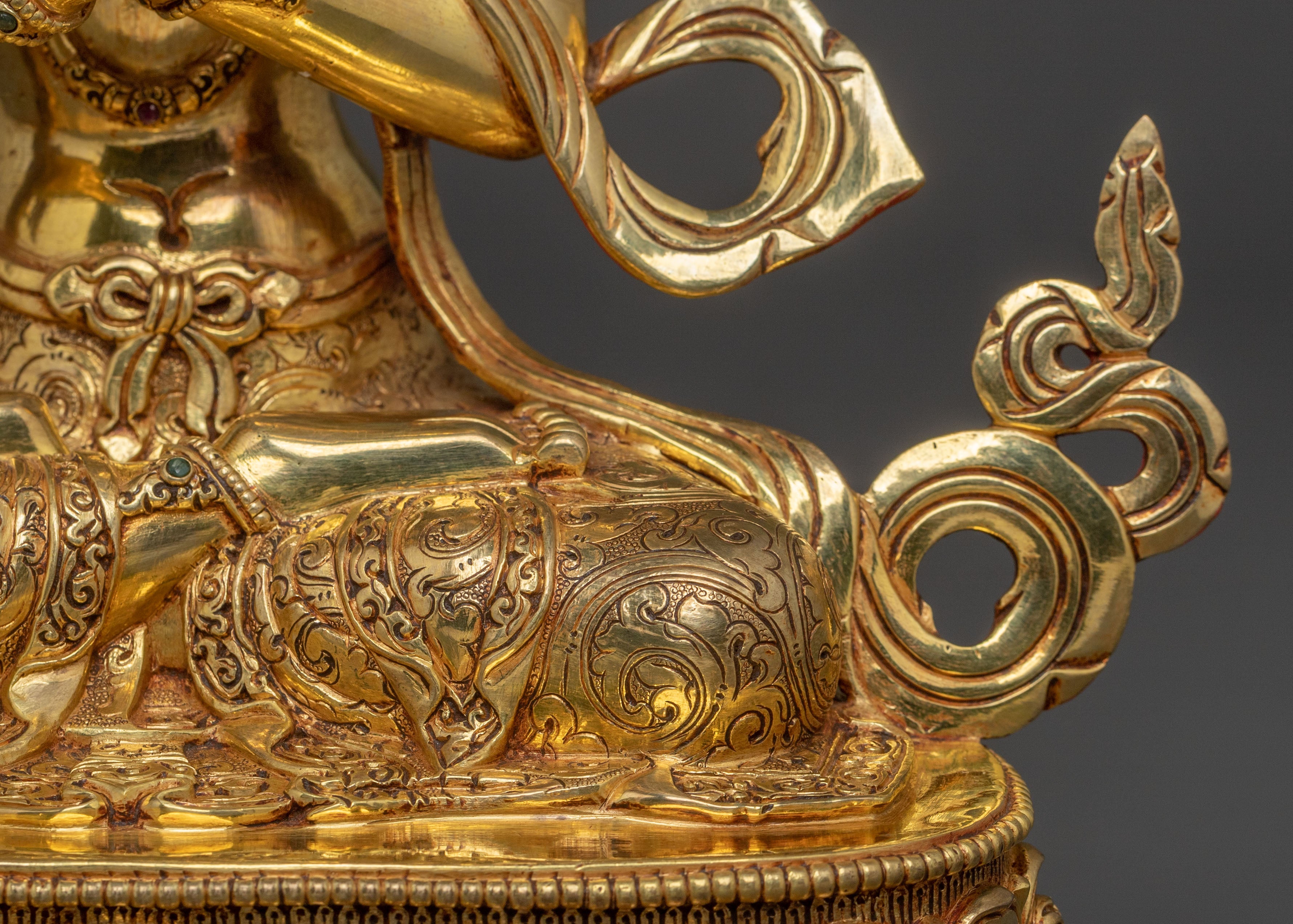 Vajradhara Divine Statue | 24K Gold Gilded Figure