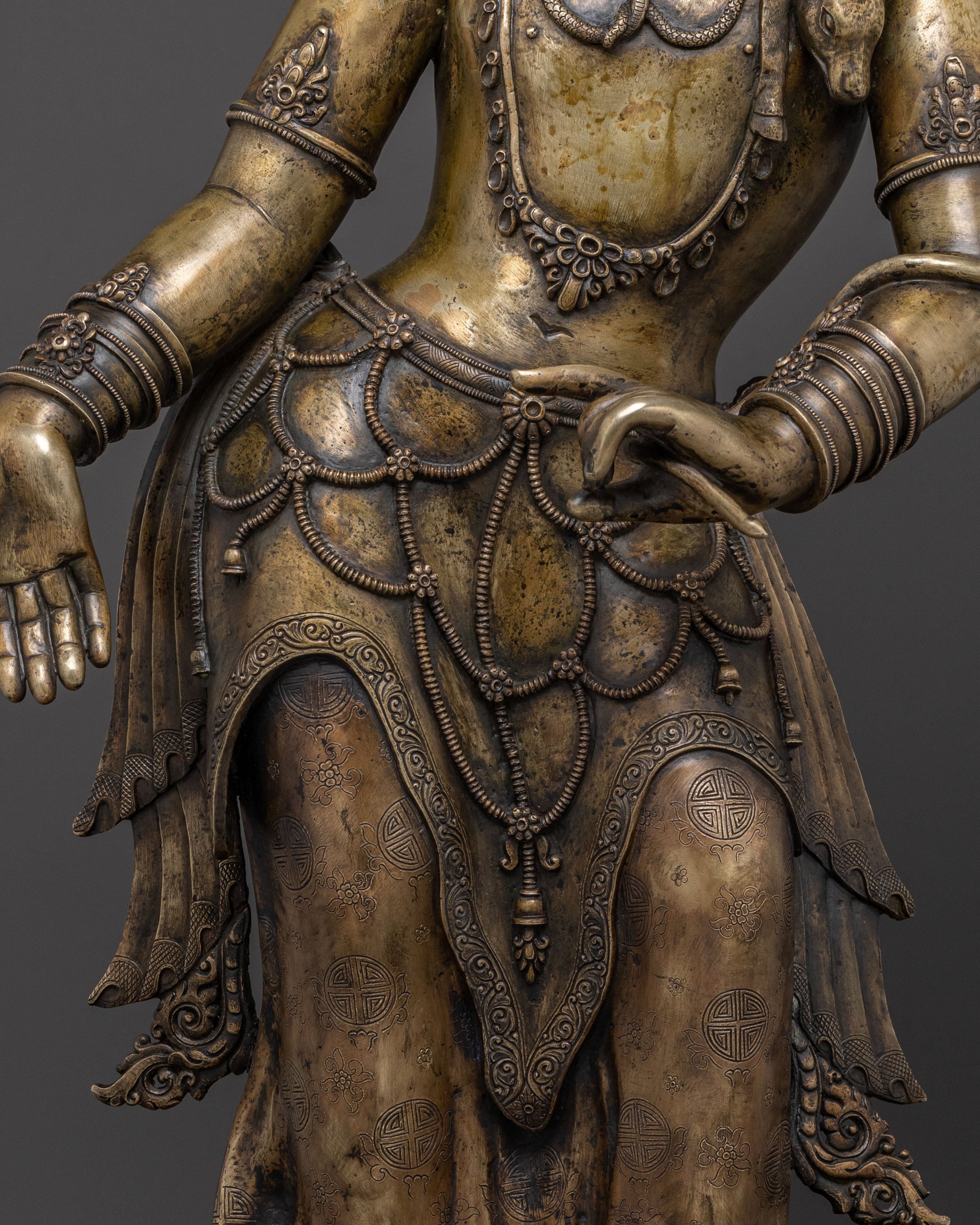 Padmapani Traditional Statue | Lotus-Bearing Bodhisattva