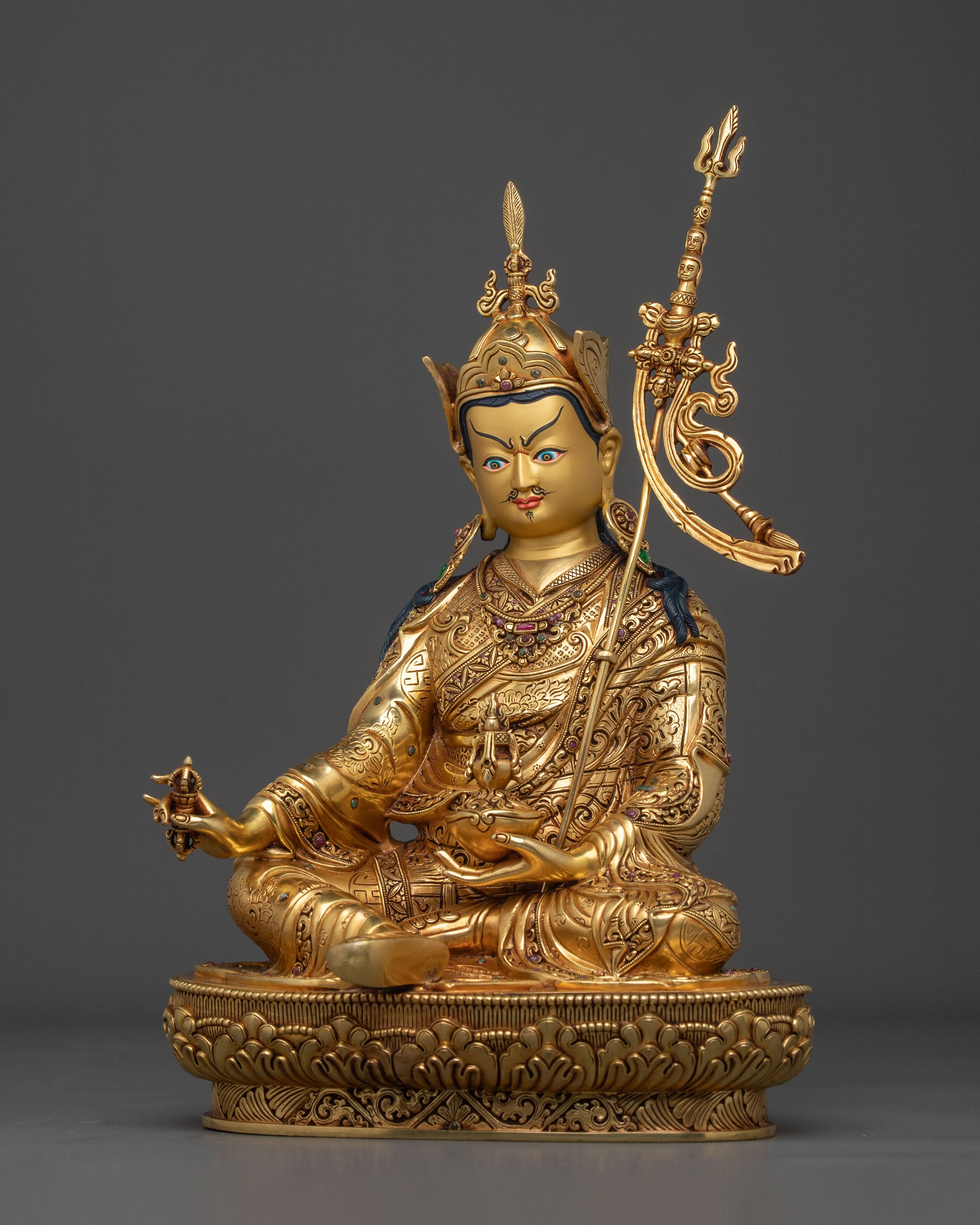 Guru Rinpoche Enlightenment Statue: Buddhist Altar Decoration